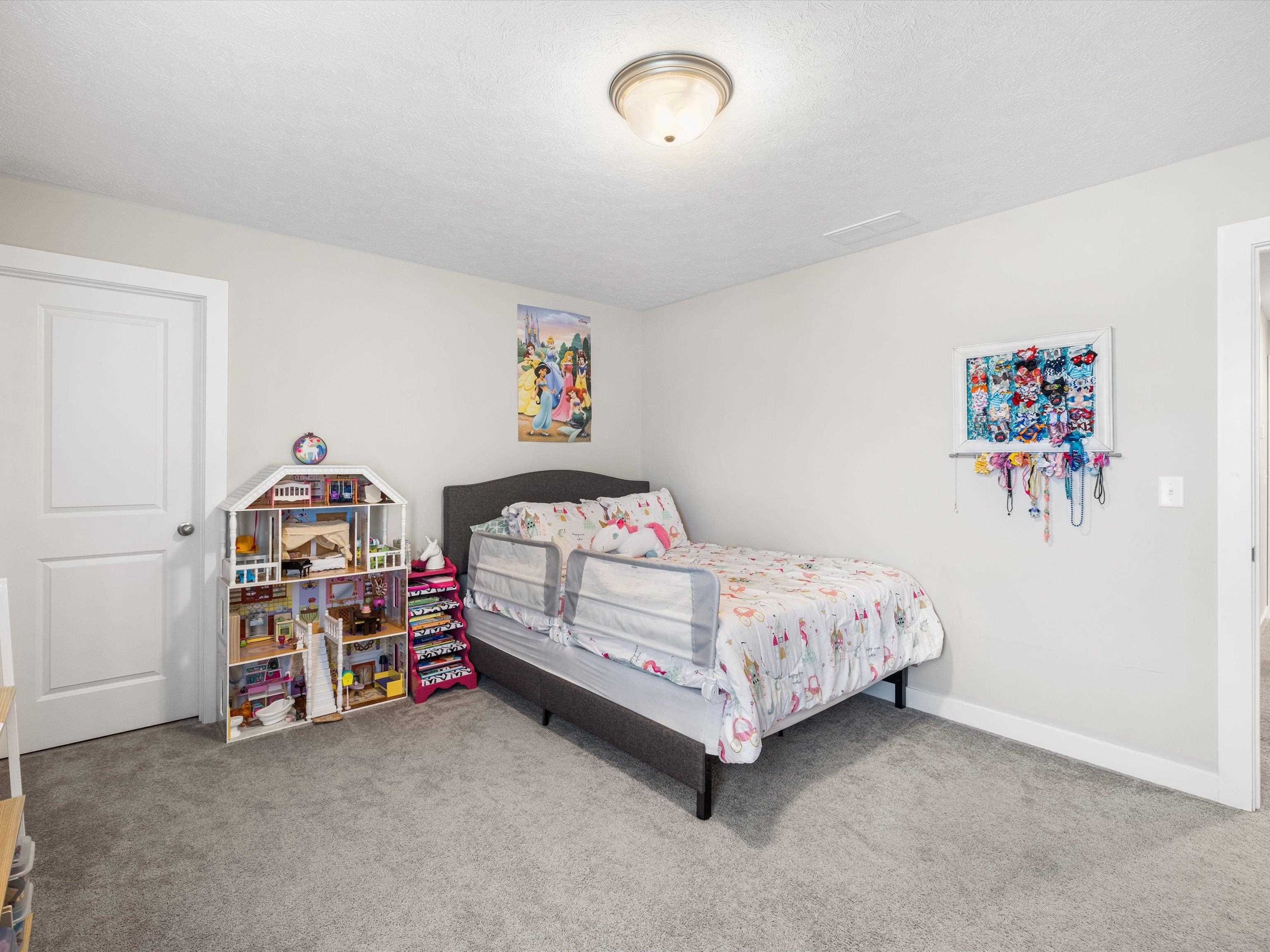 2450 Krauss Ct, Owensboro, Kentucky 42301, 4 Bedrooms Bedrooms, ,2 BathroomsBathrooms,Single Family Residence,For Sale,Krauss Ct,89828