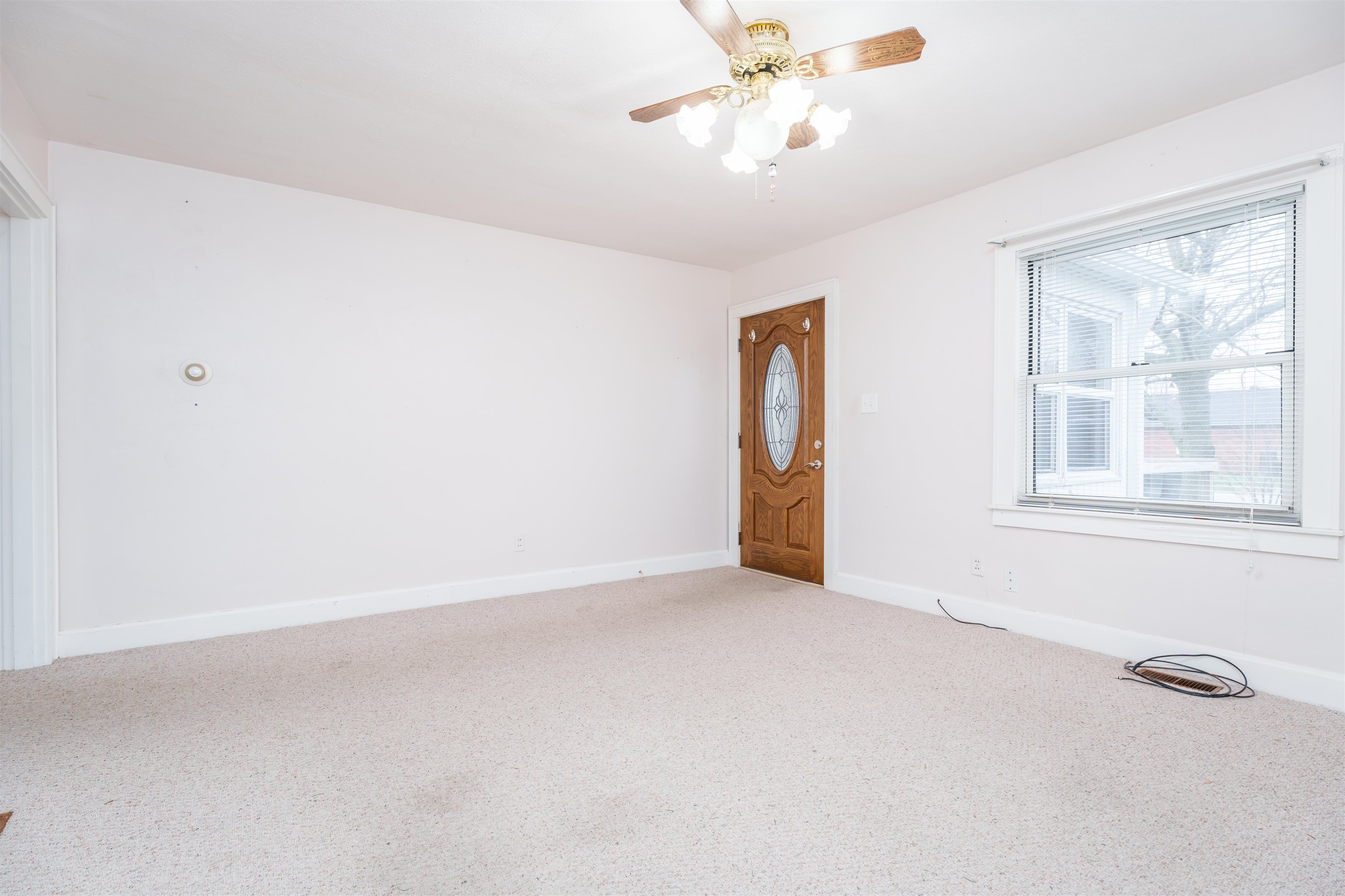 105 Legion Blvd E, Owensboro, Kentucky 42303, 2 Bedrooms Bedrooms, ,1 BathroomBathrooms,Single Family Residence,For Sale,Legion Blvd E,89830