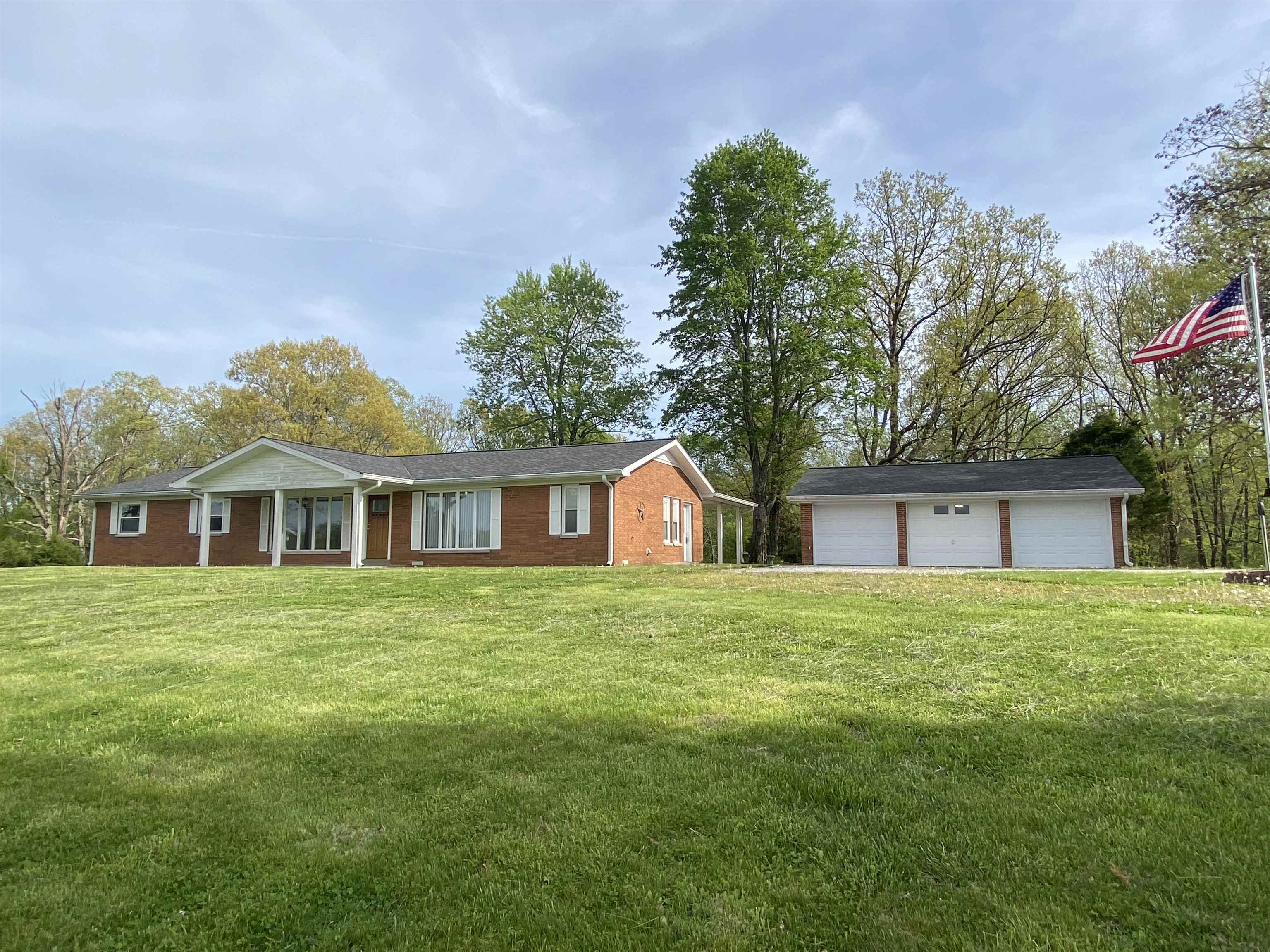 1168 St. Rt. 1544, Horse Branch, Kentucky 42349, 3 Bedrooms Bedrooms, ,2 BathroomsBathrooms,Farm,For Sale,St. Rt. 1544,89831