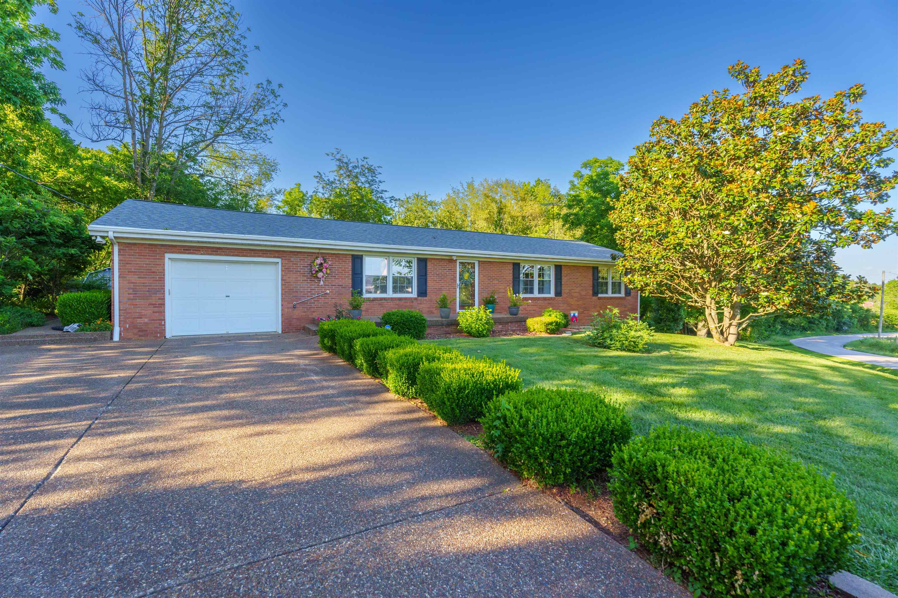 7559 Jack Hinton Road, Philpot, Kentucky 42366, 3 Bedrooms Bedrooms, ,2 BathroomsBathrooms,Single Family Residence,For Sale,Jack Hinton Road,89834