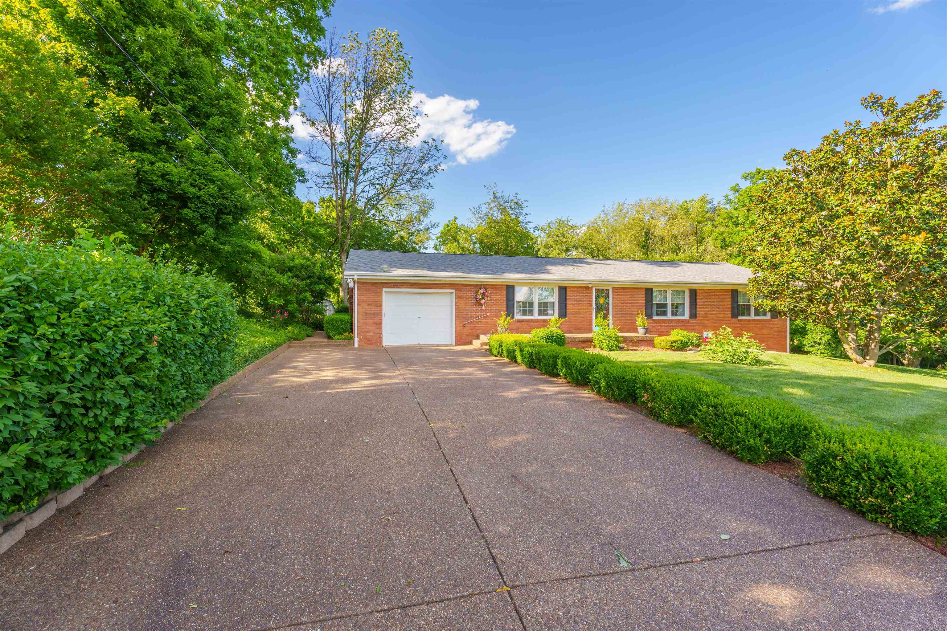 7559 Jack Hinton Road, Philpot, Kentucky 42366, 3 Bedrooms Bedrooms, ,2 BathroomsBathrooms,Single Family Residence,For Sale,Jack Hinton Road,89834