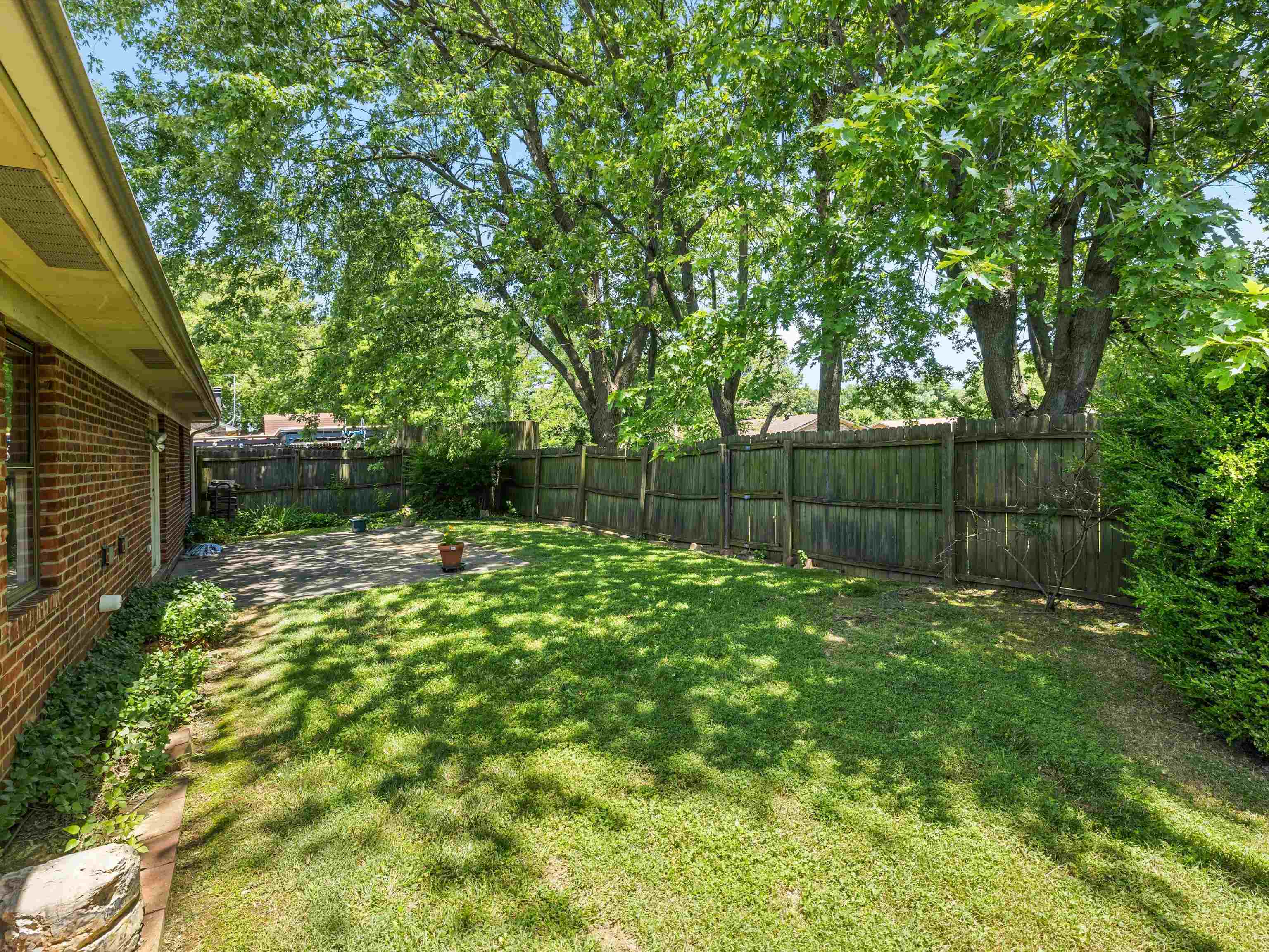 3552 Bold Forbes Way, Owensboro, Kentucky 42303-2415, 3 Bedrooms Bedrooms, ,2 BathroomsBathrooms,Single Family Residence,For Sale,Bold Forbes Way,89835