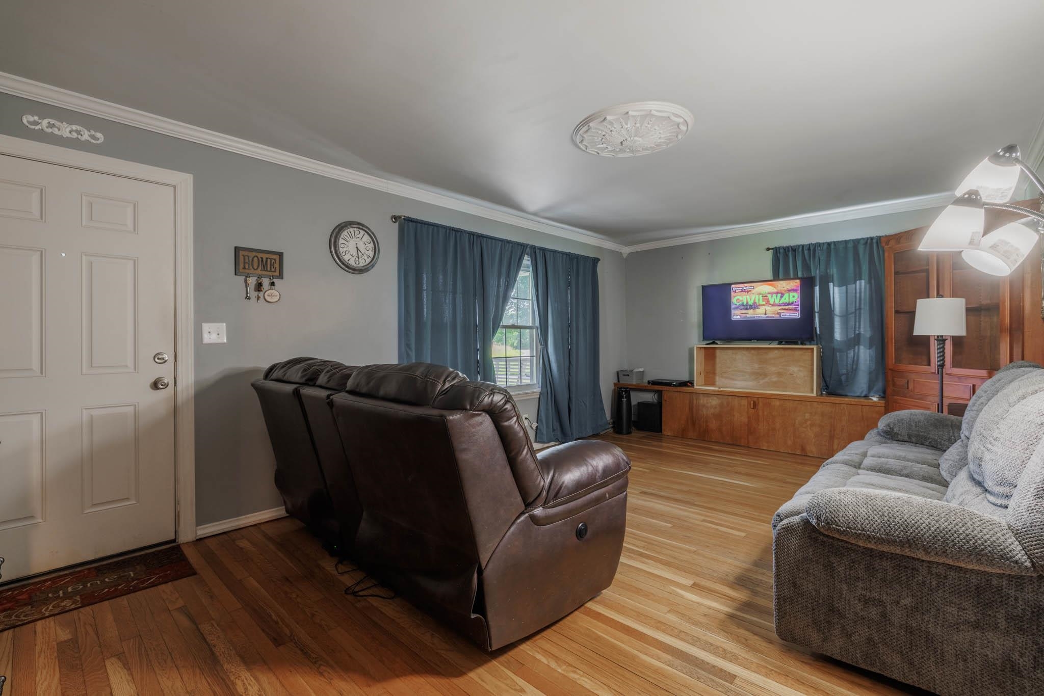 1075 Madison Street, Hawesville, Kentucky 42348, 3 Bedrooms Bedrooms, ,2 BathroomsBathrooms,Single Family Residence,For Sale,Madison Street,89836