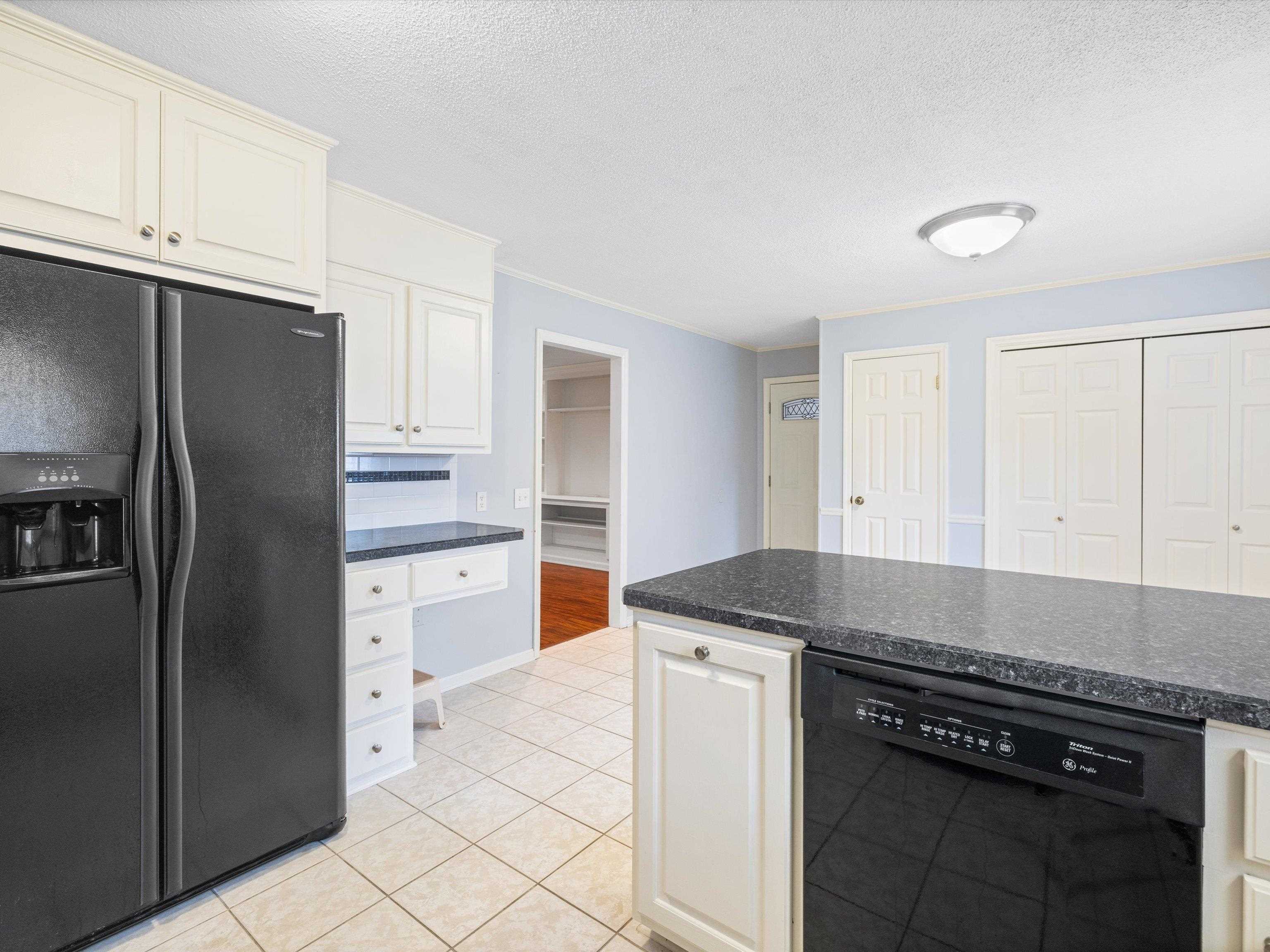1513 Tamarack Road, Owensboro, Kentucky 42301, 3 Bedrooms Bedrooms, ,2 BathroomsBathrooms,Single Family Residence,For Sale,Tamarack Road,89838