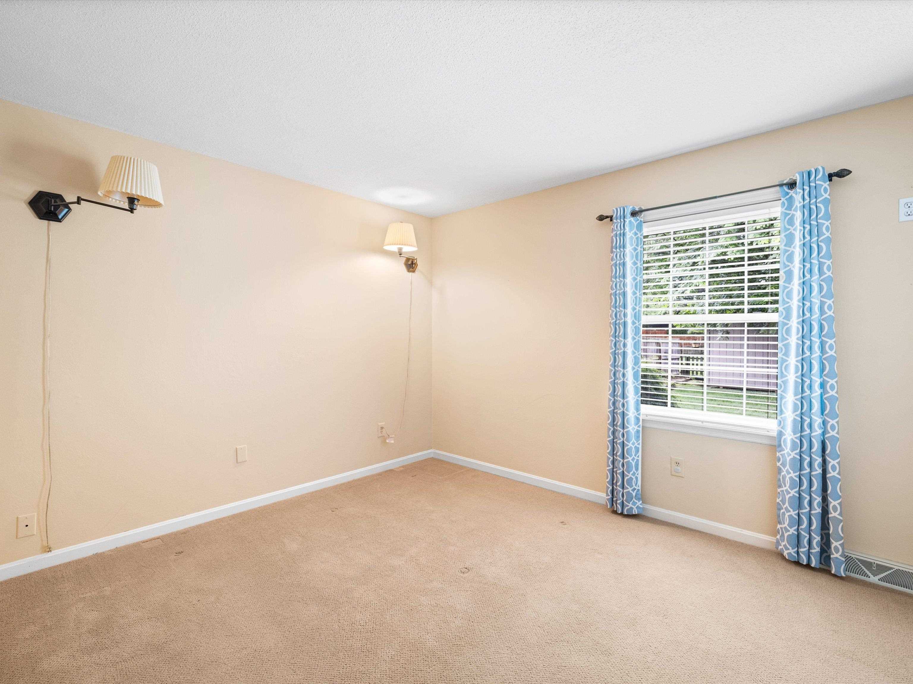 1513 Tamarack Road, Owensboro, Kentucky 42301, 3 Bedrooms Bedrooms, ,2 BathroomsBathrooms,Single Family Residence,For Sale,Tamarack Road,89838