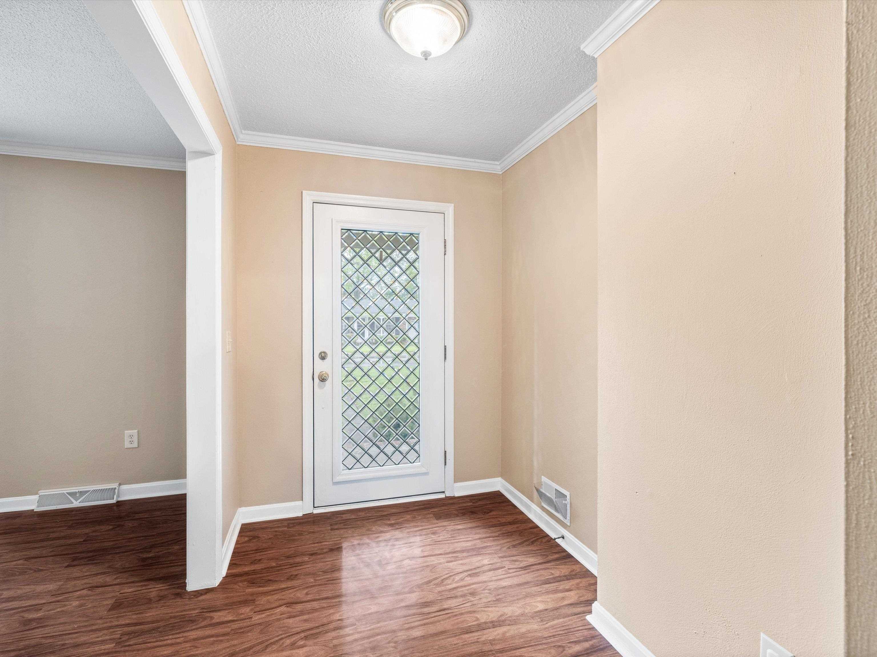 1513 Tamarack Road, Owensboro, Kentucky 42301, 3 Bedrooms Bedrooms, ,2 BathroomsBathrooms,Single Family Residence,For Sale,Tamarack Road,89838