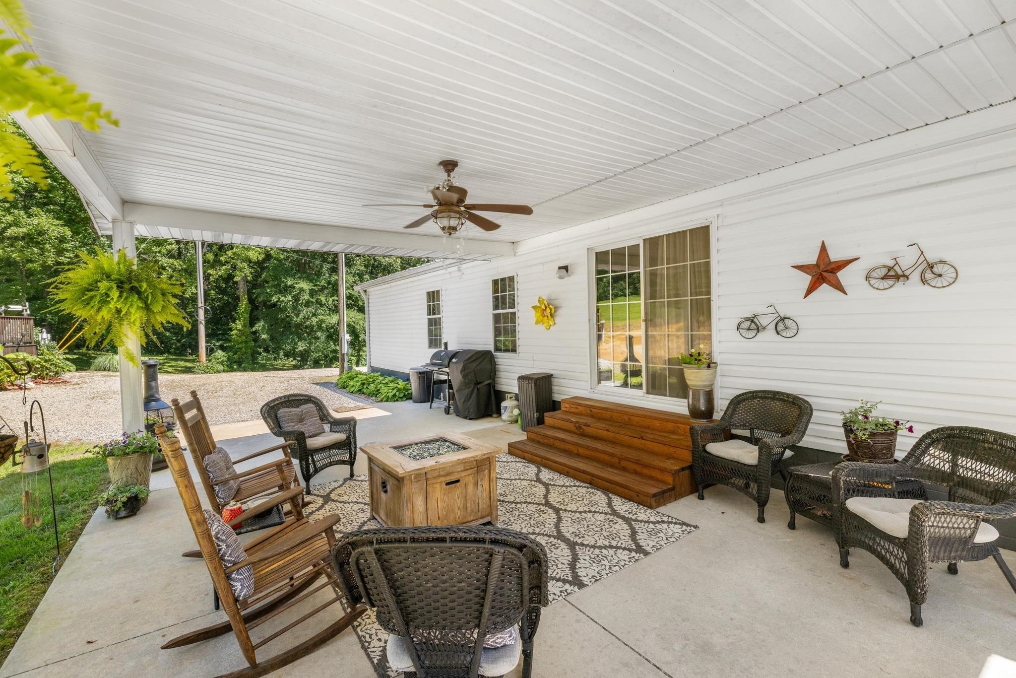 1050 Bates Hollow Road, Reynolds Station, Kentucky 42368, 3 Bedrooms Bedrooms, ,2 BathroomsBathrooms,Manufactured Home,For Sale,Bates Hollow Road,89839