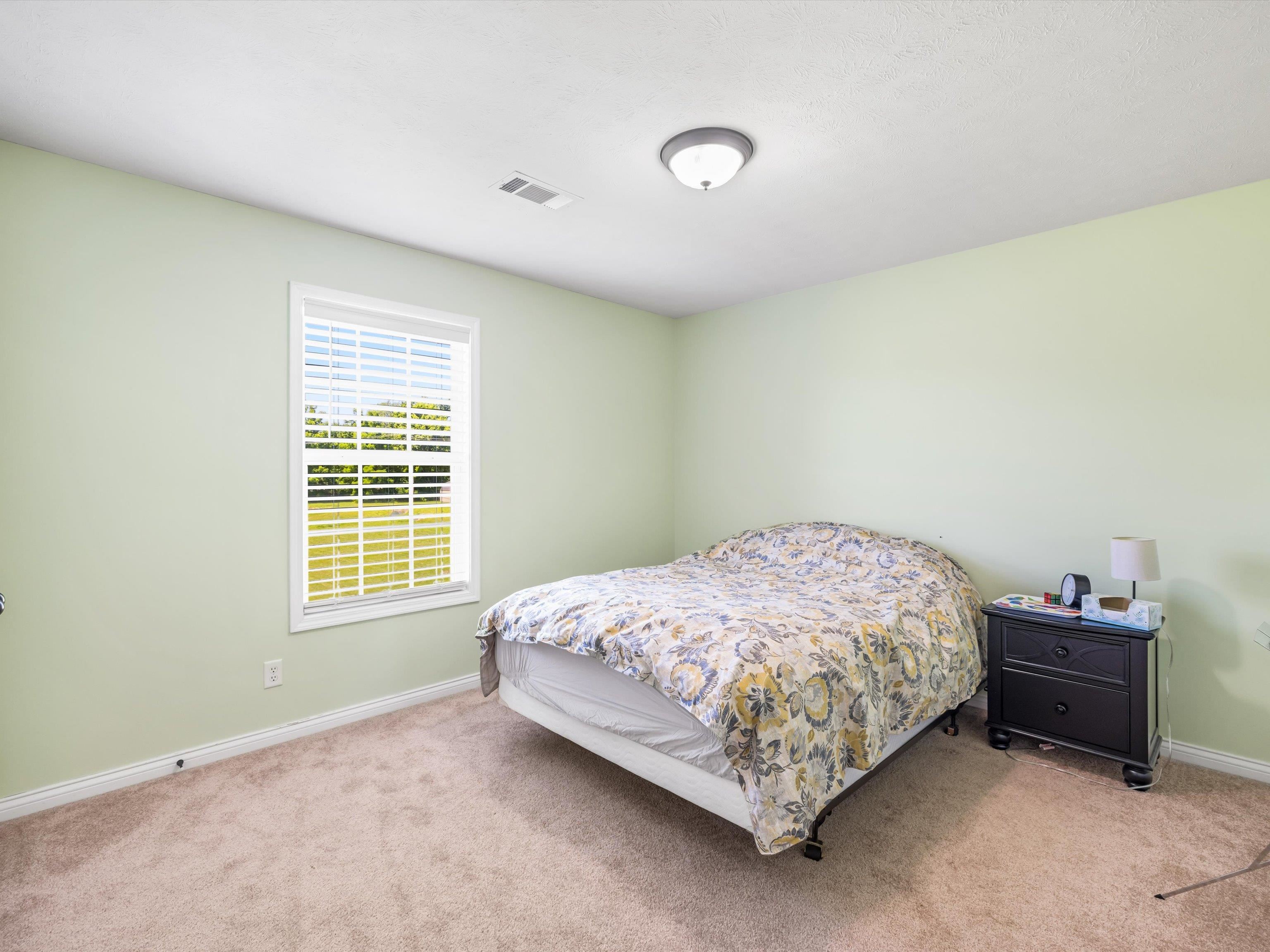 2700 Summer Point Ct, Owensboro, Kentucky 42303, 3 Bedrooms Bedrooms, ,2 BathroomsBathrooms,Single Family Residence,For Sale,Summer Point Ct,89840