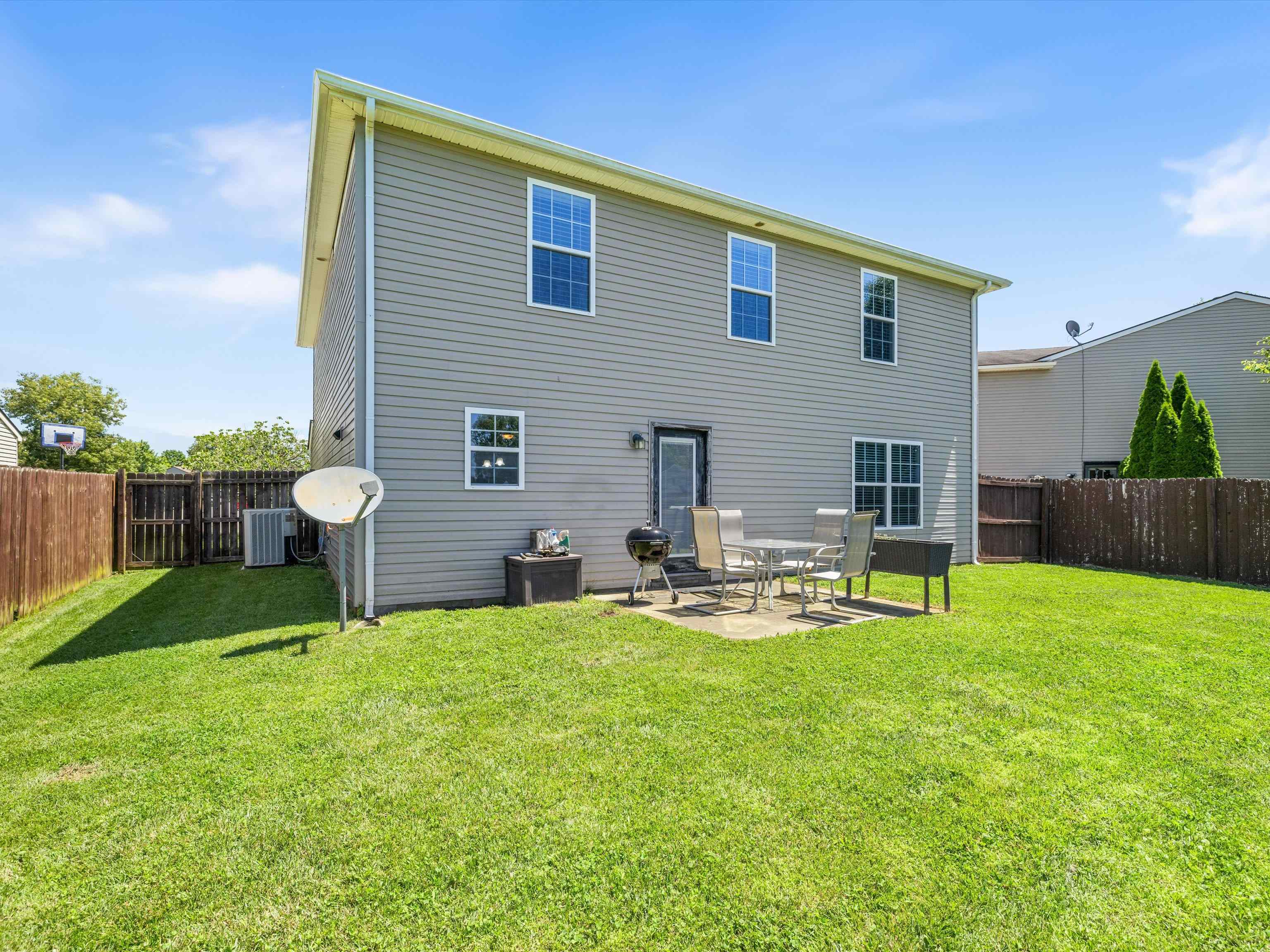 2700 Summer Point Ct, Owensboro, Kentucky 42303, 3 Bedrooms Bedrooms, ,2 BathroomsBathrooms,Single Family Residence,For Sale,Summer Point Ct,89840