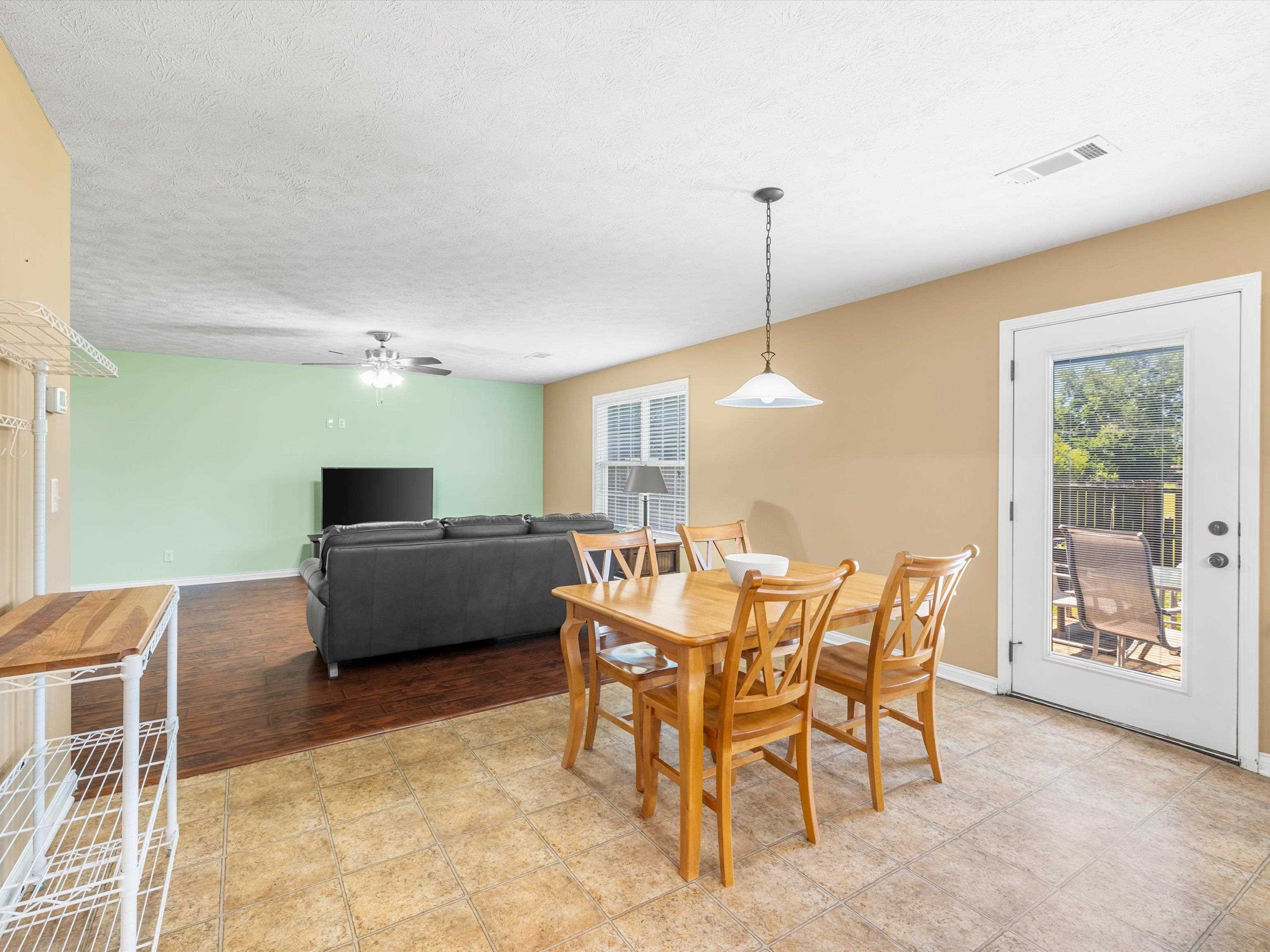 2700 Summer Point Ct, Owensboro, Kentucky 42303, 3 Bedrooms Bedrooms, ,2 BathroomsBathrooms,Single Family Residence,For Sale,Summer Point Ct,89840