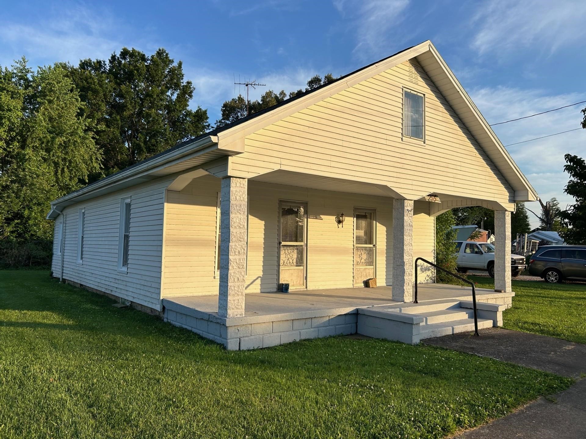 255 Market St, Lewisport, Kentucky 42351, 2 Bedrooms Bedrooms, ,1 BathroomBathrooms,Single Family Residence,For Sale,Market St,89841