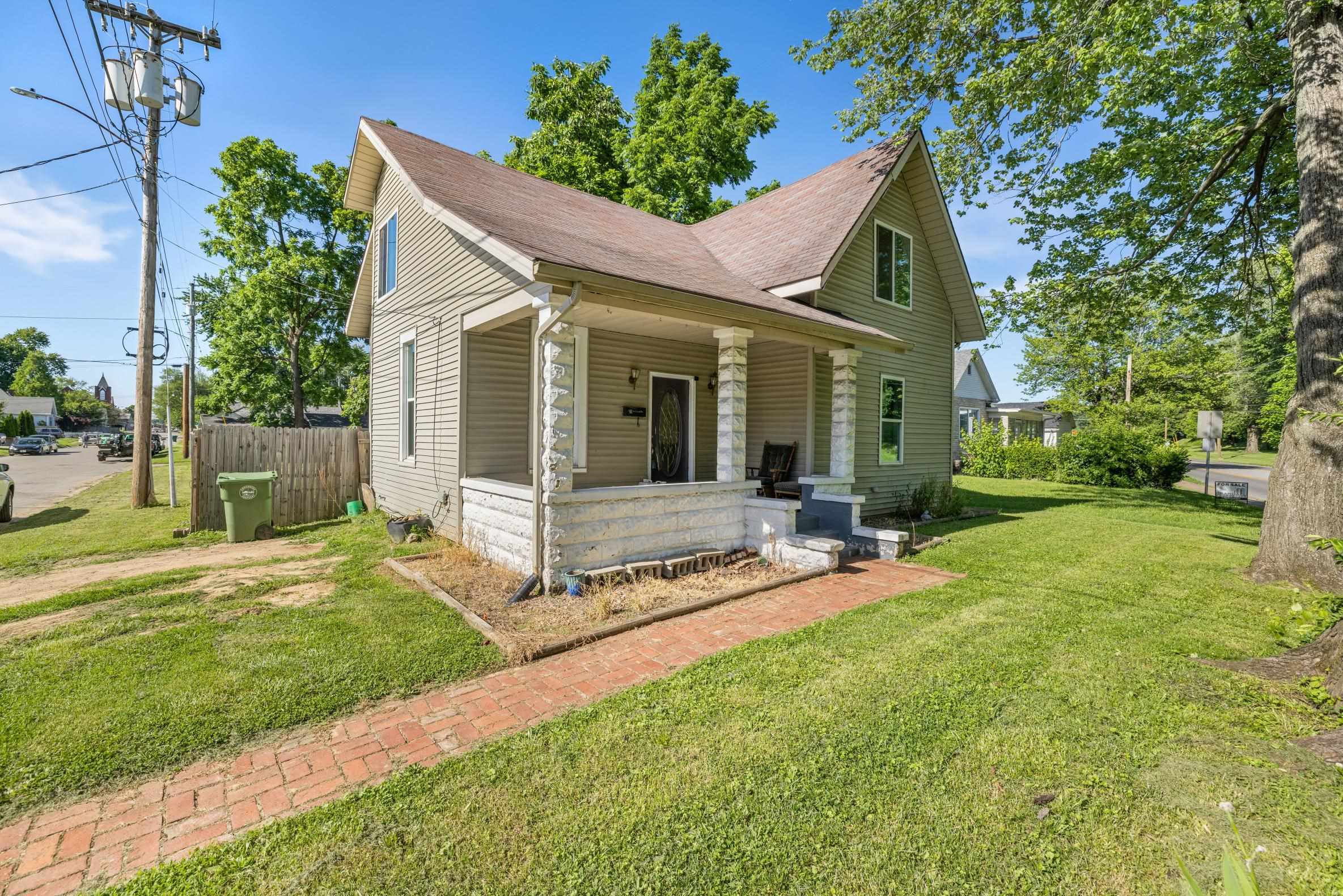 911 West Parrish Ave, Owensboro, Kentucky 42301, 3 Bedrooms Bedrooms, ,2 BathroomsBathrooms,Single Family Residence,For Sale,West Parrish Ave,89842