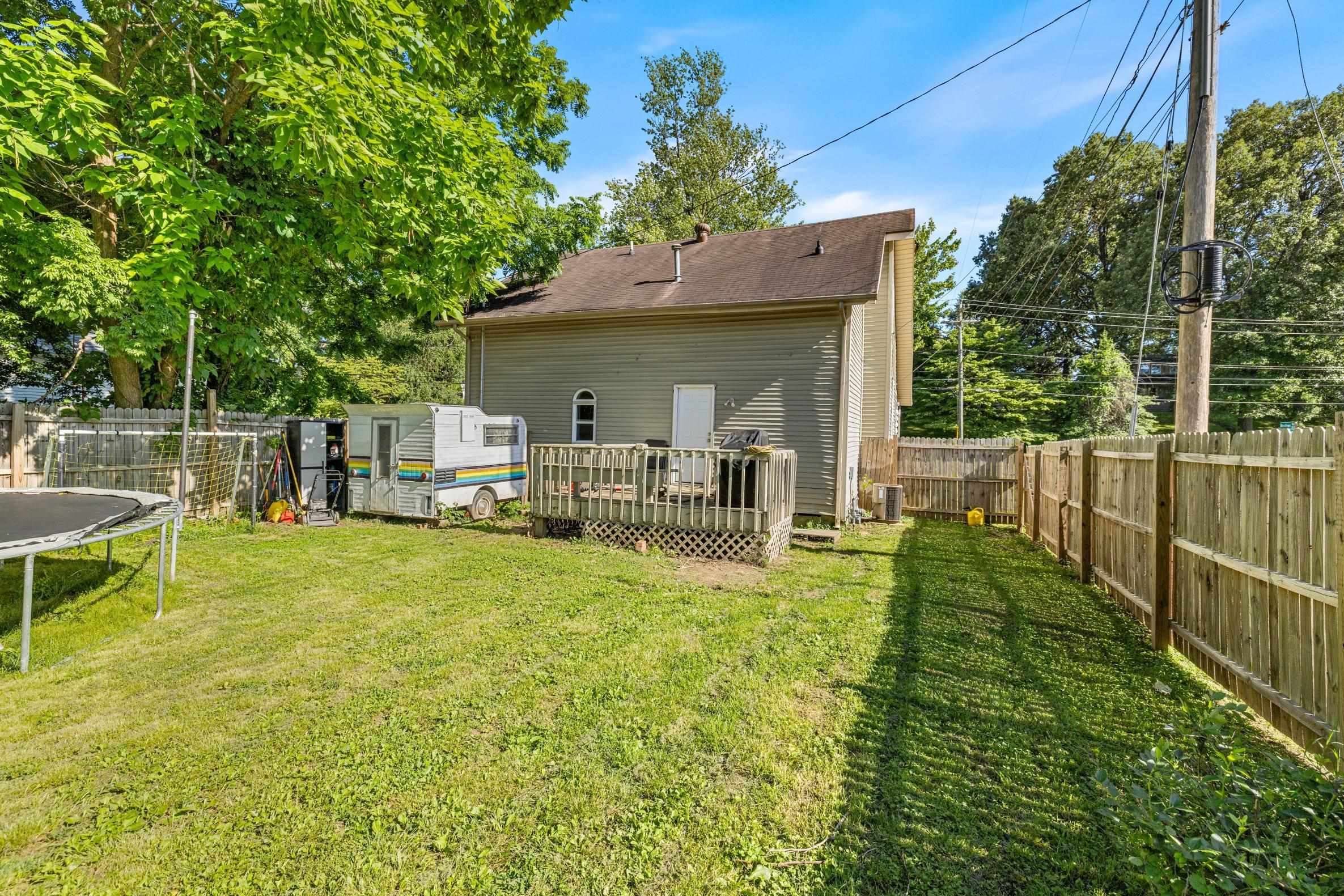 911 West Parrish Ave, Owensboro, Kentucky 42301, 3 Bedrooms Bedrooms, ,2 BathroomsBathrooms,Single Family Residence,For Sale,West Parrish Ave,89842