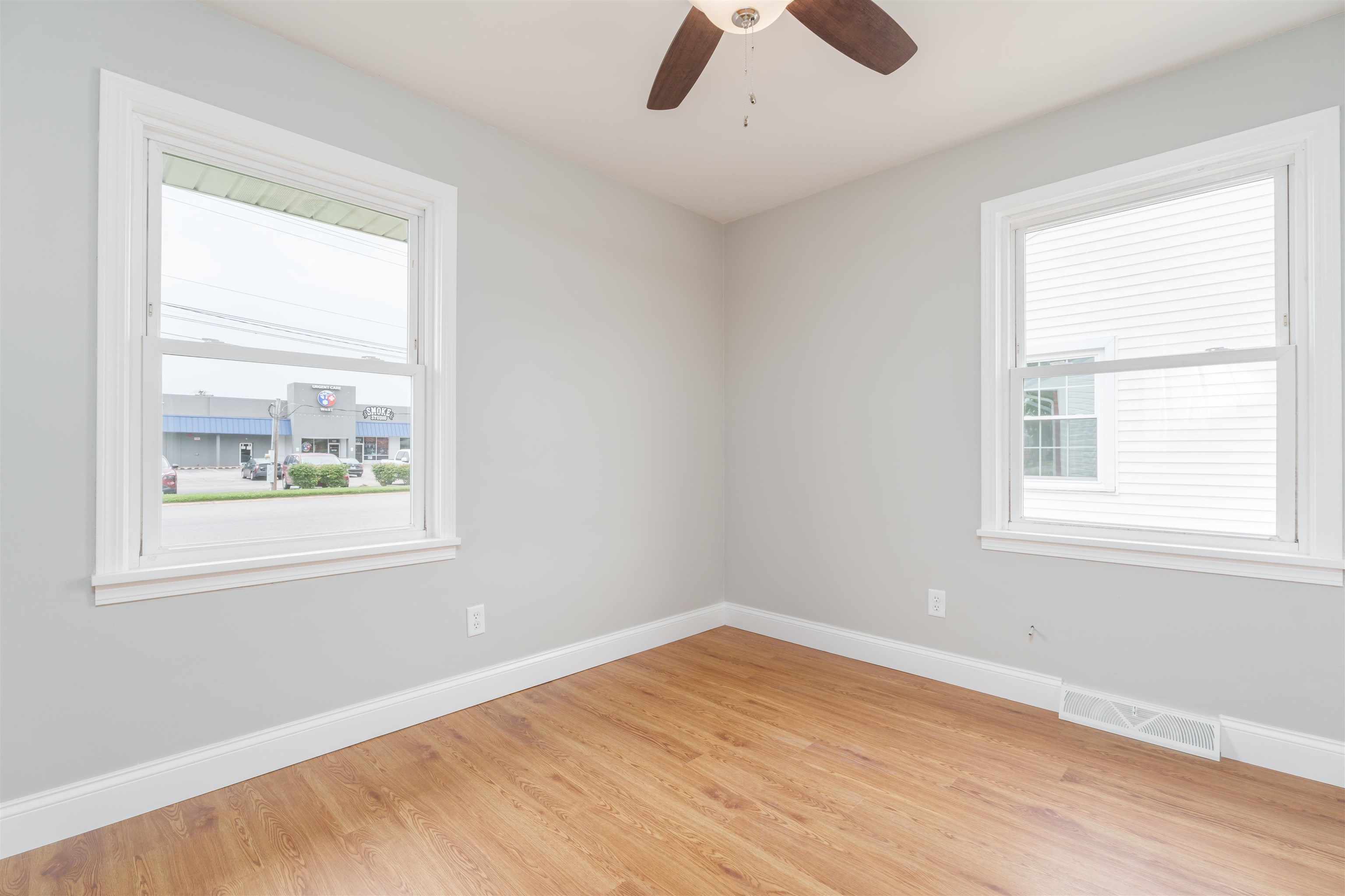 1329 Carter Rd, Owensboro, Kentucky 42301, 3 Bedrooms Bedrooms, ,1 BathroomBathrooms,Single Family Residence,For Sale,Carter Rd,89843