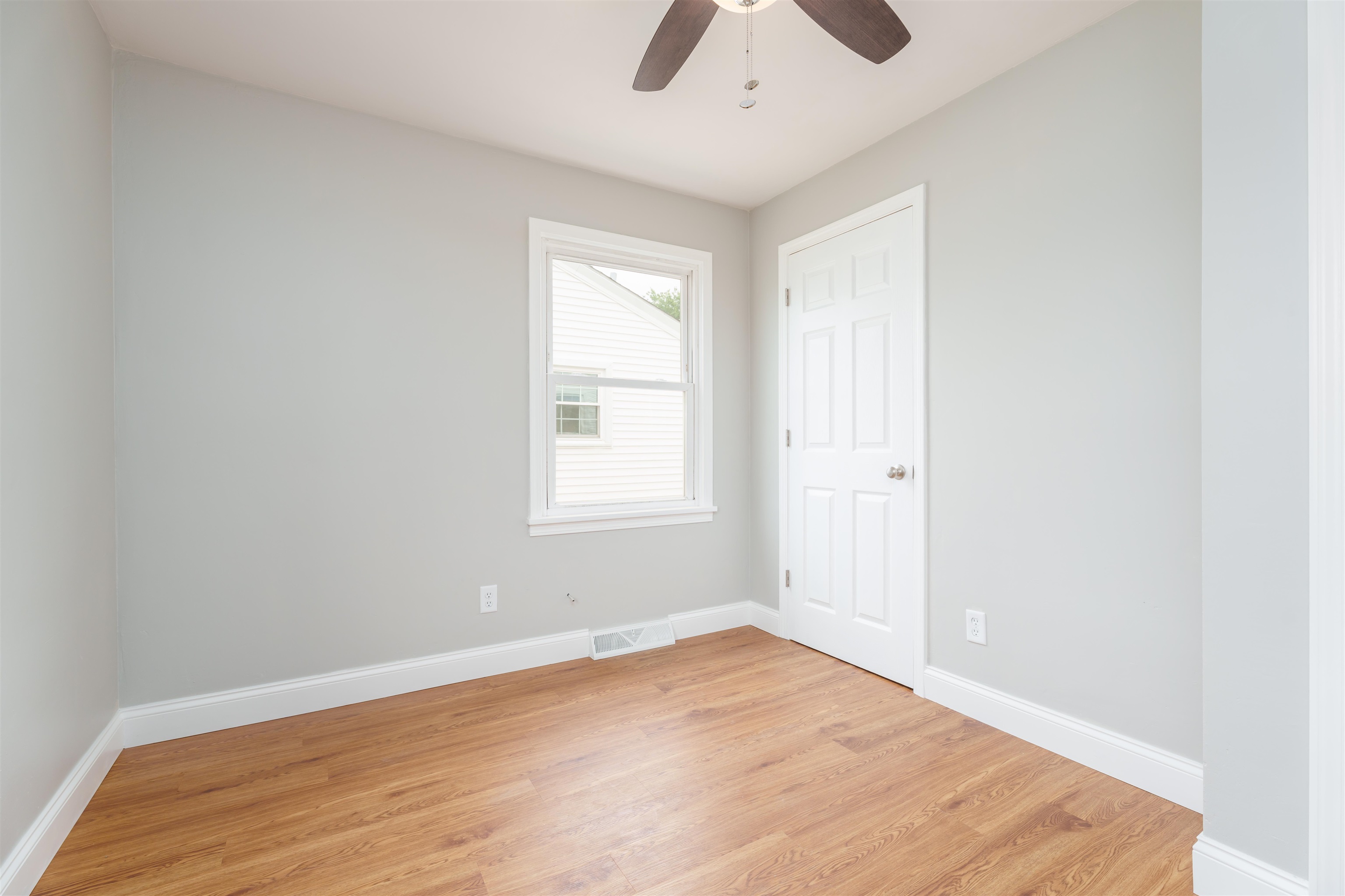 1329 Carter Rd, Owensboro, Kentucky 42301, 3 Bedrooms Bedrooms, ,1 BathroomBathrooms,Single Family Residence,For Sale,Carter Rd,89843