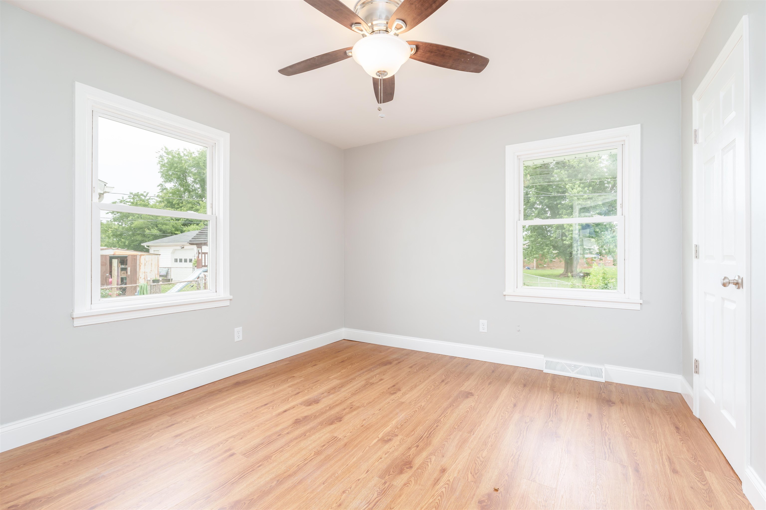 1329 Carter Rd, Owensboro, Kentucky 42301, 3 Bedrooms Bedrooms, ,1 BathroomBathrooms,Single Family Residence,For Sale,Carter Rd,89843