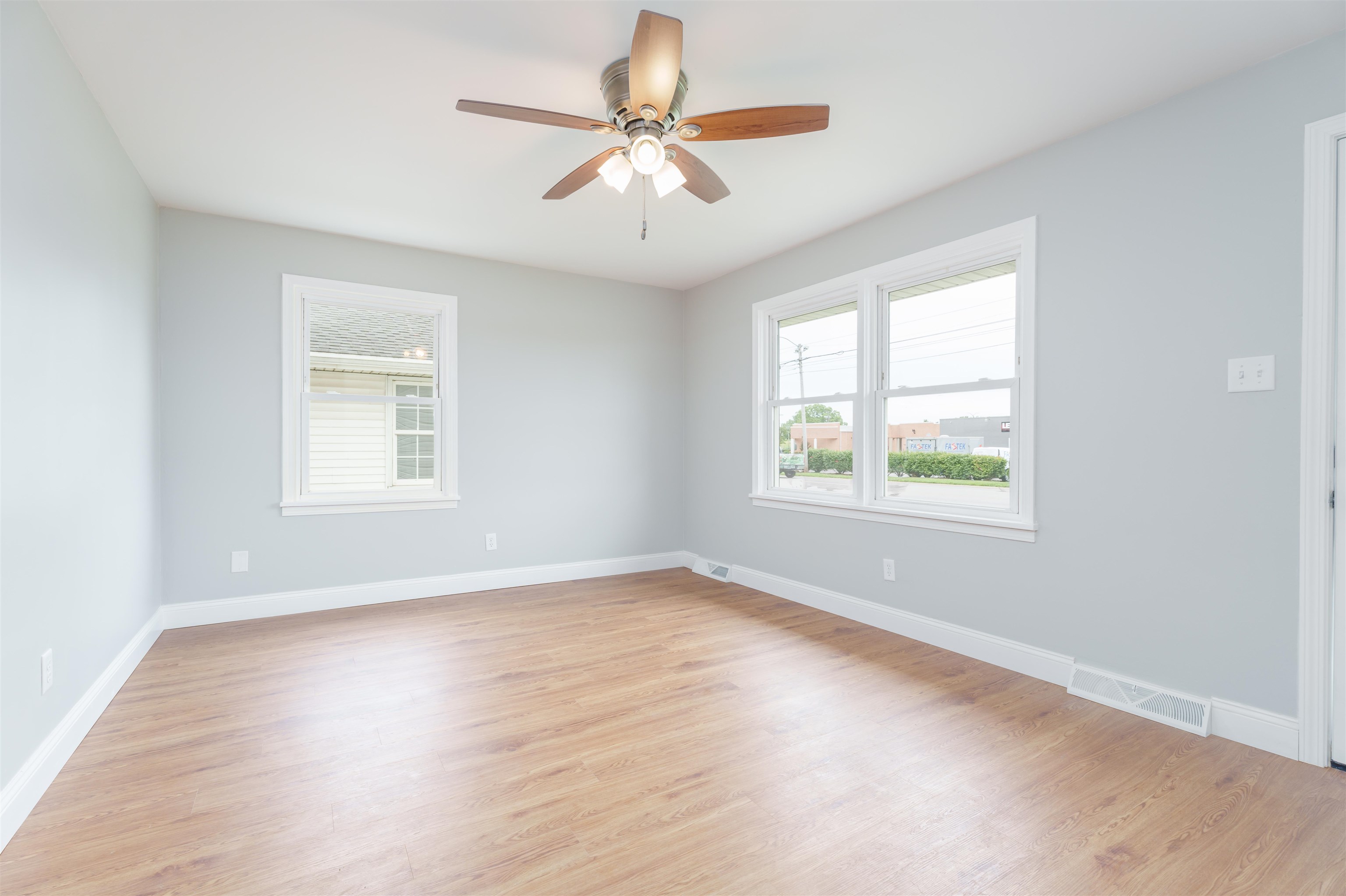 1329 Carter Rd, Owensboro, Kentucky 42301, 3 Bedrooms Bedrooms, ,1 BathroomBathrooms,Single Family Residence,For Sale,Carter Rd,89843