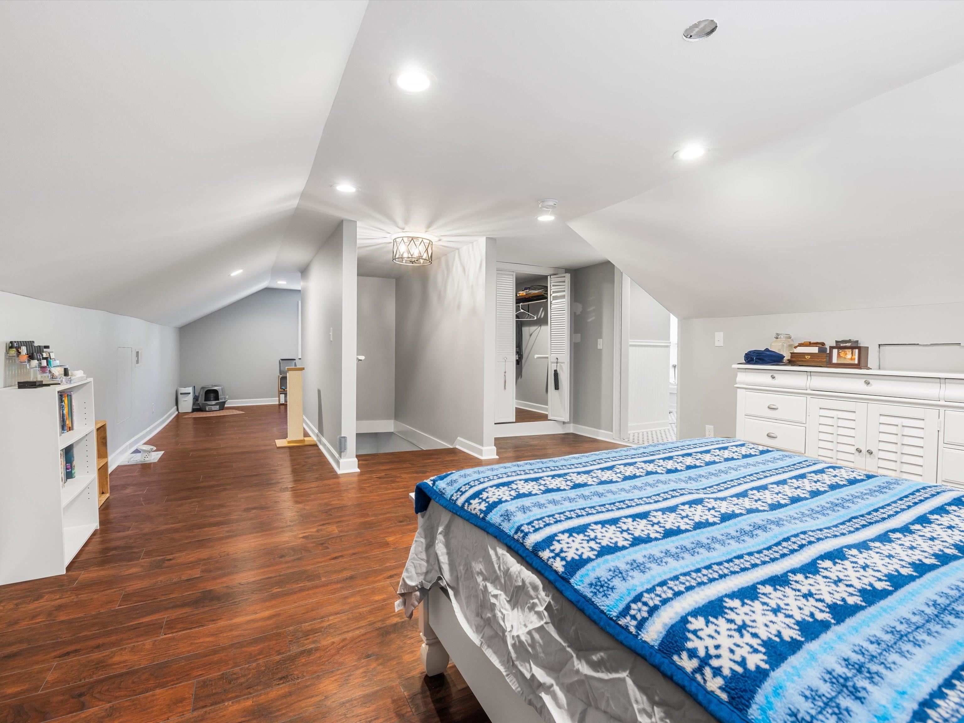 1420 Waverly Place, Owensboro, Kentucky 42301, 3 Bedrooms Bedrooms, ,3 BathroomsBathrooms,Single Family Residence,For Sale,Waverly Place,89844