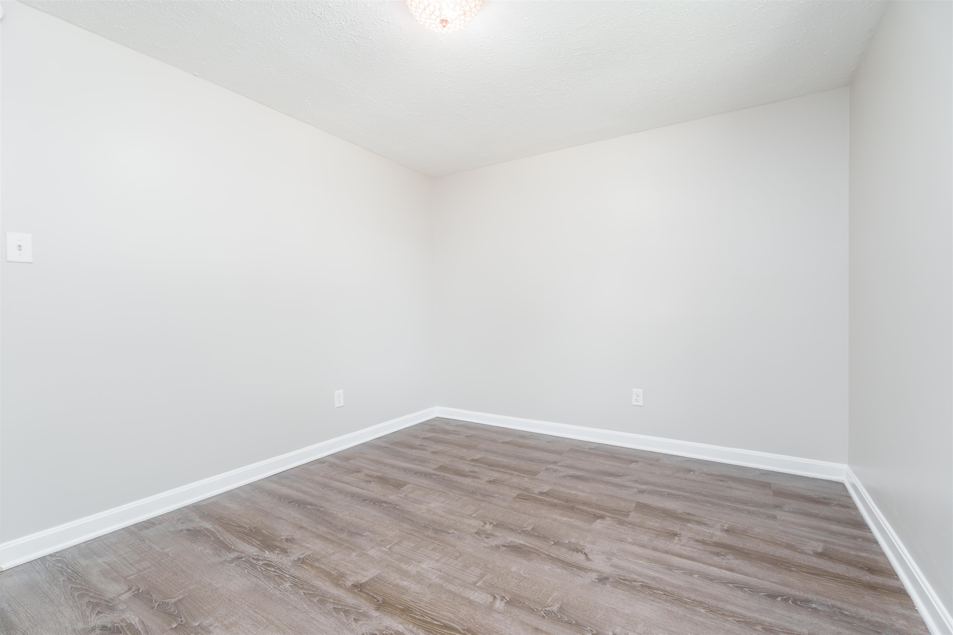2324 Landsdowne S, Owensboro, Kentucky 42303, 3 Bedrooms Bedrooms, ,1 BathroomBathrooms,Single Family Residence,For Sale,Landsdowne S,89847
