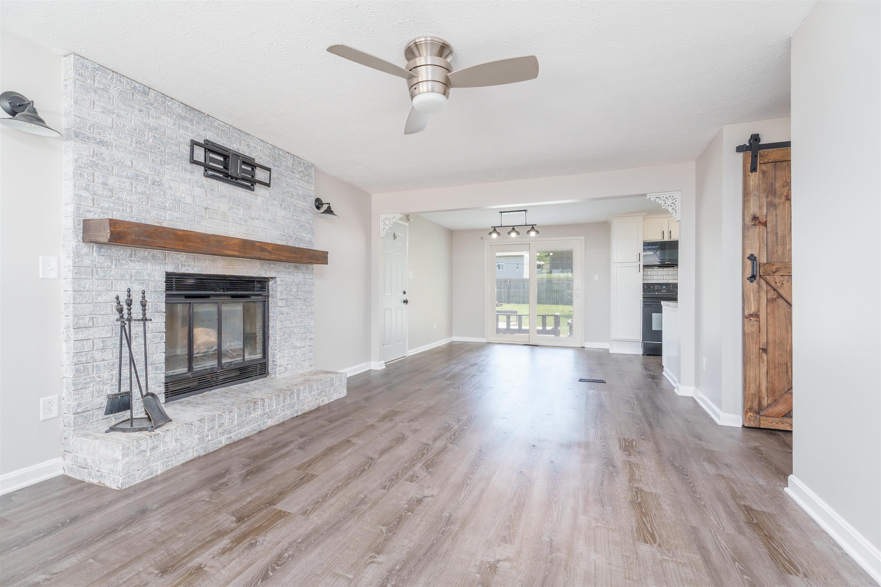 2324 Landsdowne S, Owensboro, Kentucky 42303, 3 Bedrooms Bedrooms, ,1 BathroomBathrooms,Single Family Residence,For Sale,Landsdowne S,89847