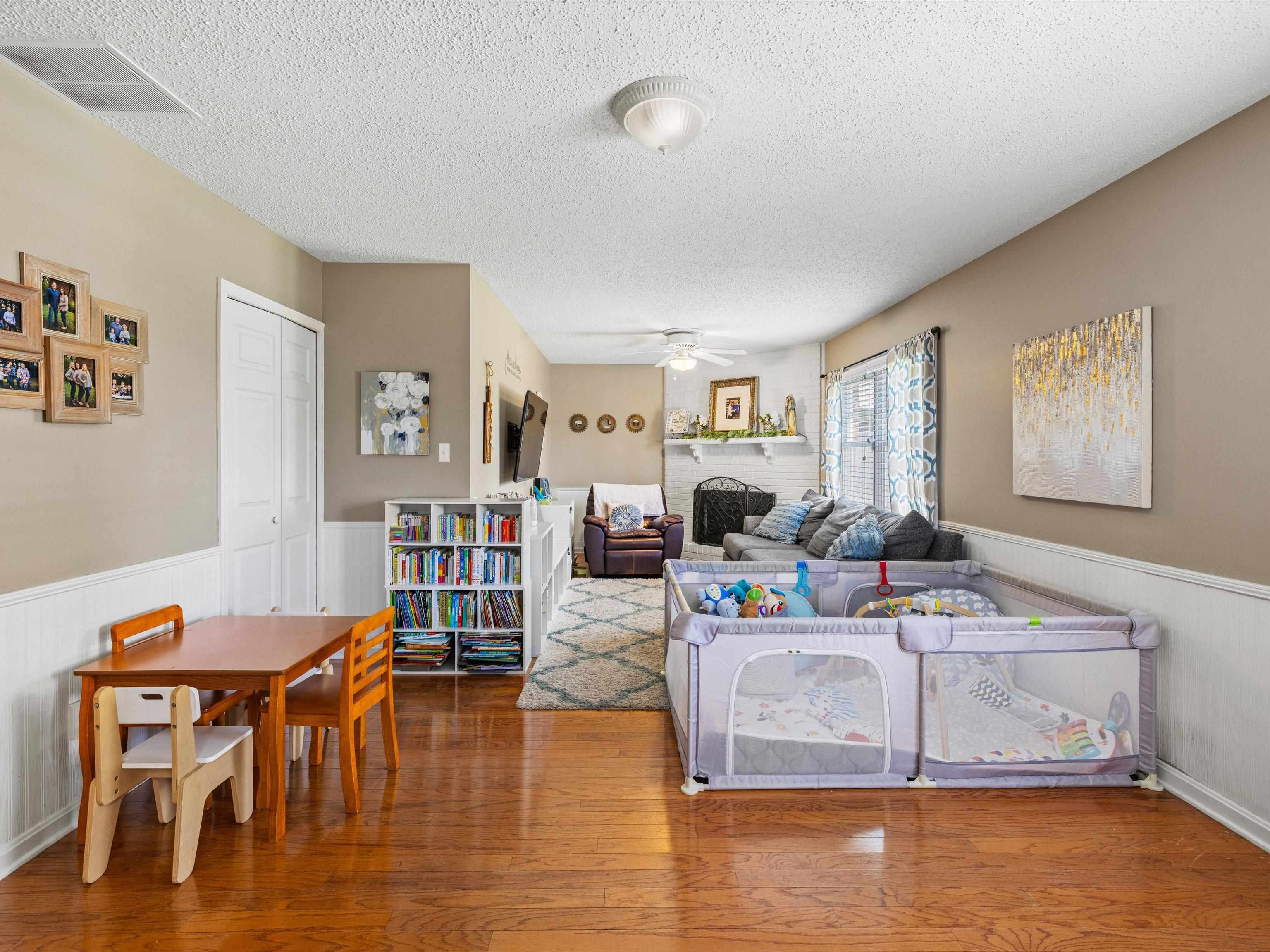 2632 Donerail Drive, Owensboro, Kentucky 42301, 4 Bedrooms Bedrooms, ,2 BathroomsBathrooms,Single Family Residence,For Sale,Donerail Drive,89849