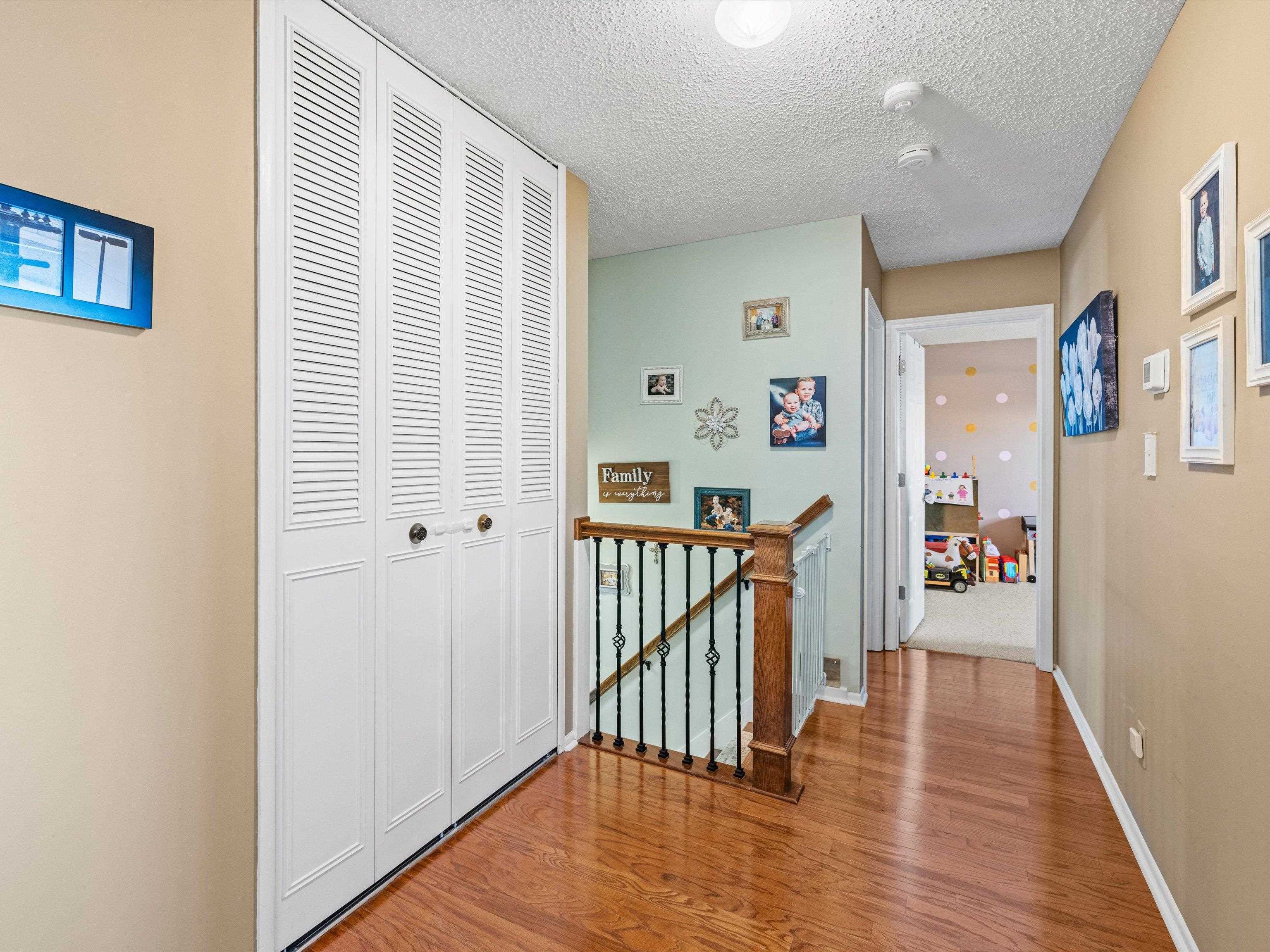 2632 Donerail Drive, Owensboro, Kentucky 42301, 4 Bedrooms Bedrooms, ,2 BathroomsBathrooms,Single Family Residence,For Sale,Donerail Drive,89849