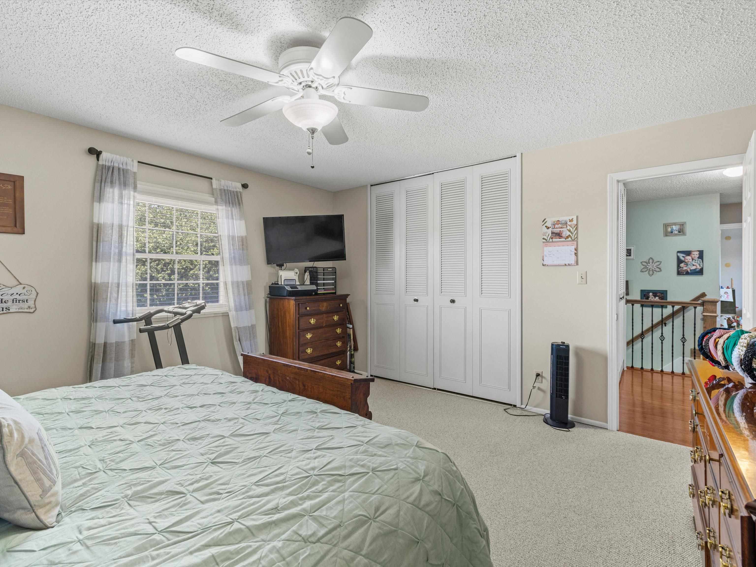 2632 Donerail Drive, Owensboro, Kentucky 42301, 4 Bedrooms Bedrooms, ,2 BathroomsBathrooms,Single Family Residence,For Sale,Donerail Drive,89849