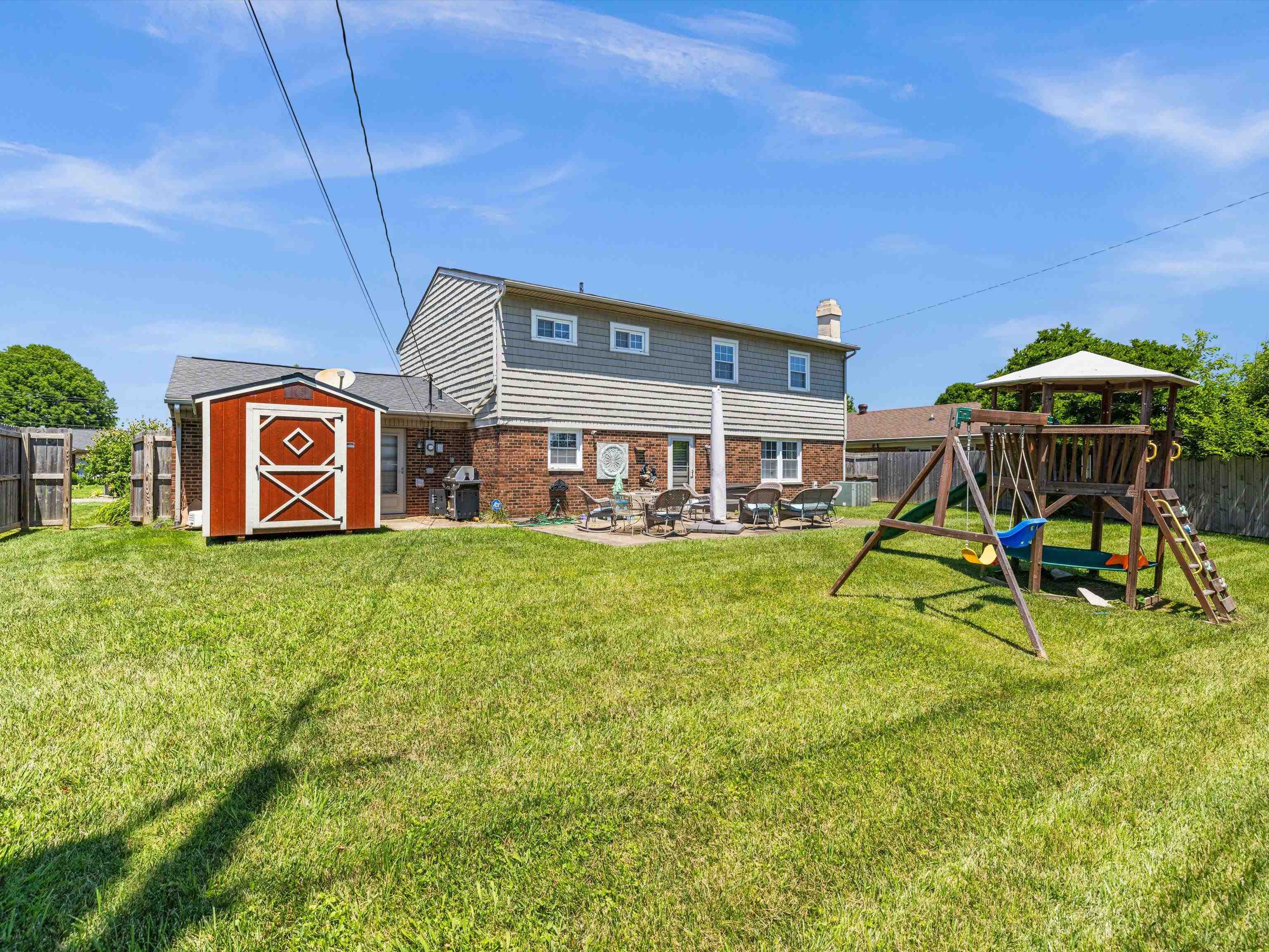 2632 Donerail Drive, Owensboro, Kentucky 42301, 4 Bedrooms Bedrooms, ,2 BathroomsBathrooms,Single Family Residence,For Sale,Donerail Drive,89849