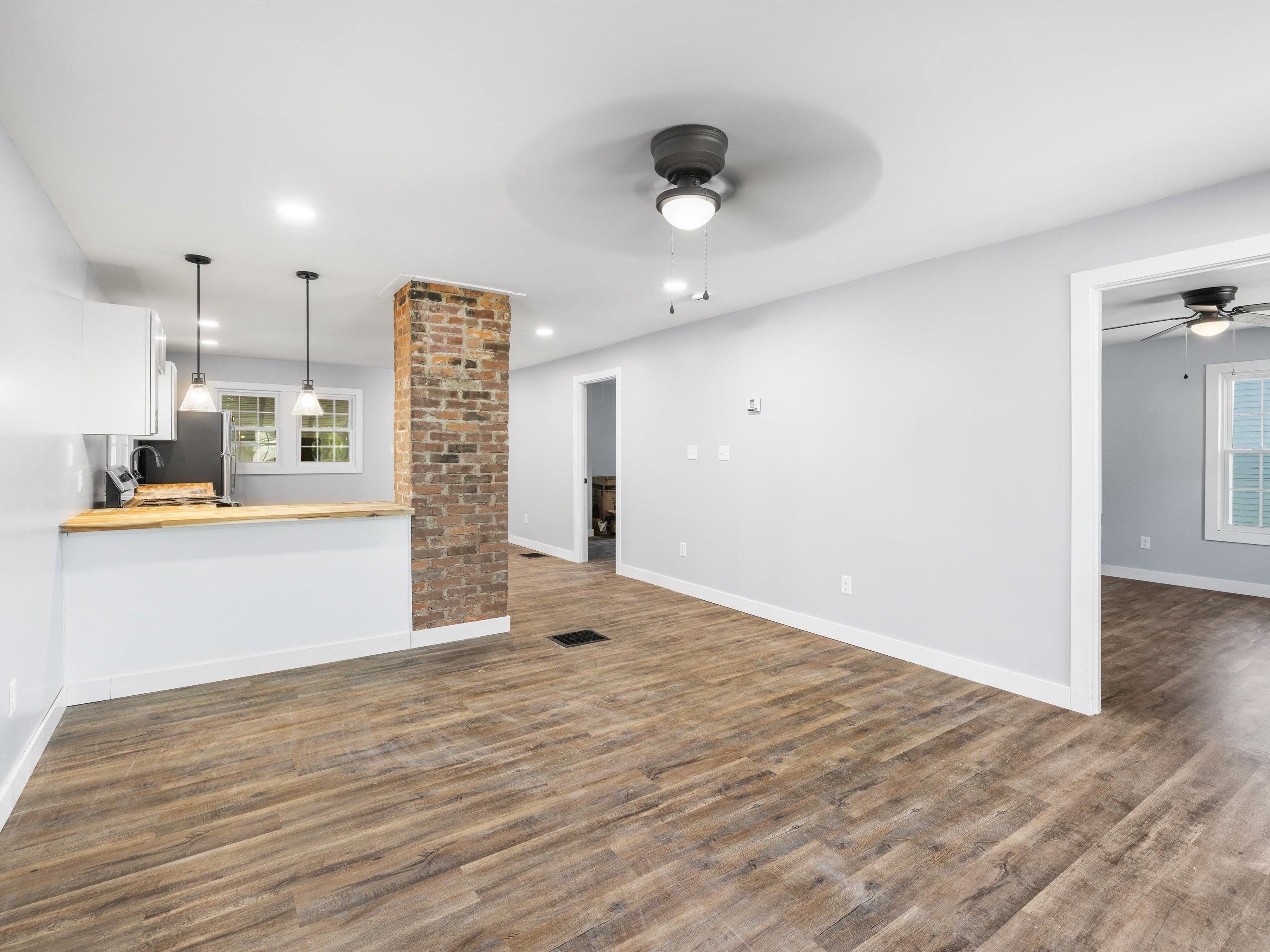 2104 McConnell Ave, Owensboro, Kentucky 42303, 2 Bedrooms Bedrooms, ,1 BathroomBathrooms,Single Family Residence,For Sale,McConnell Ave,89850