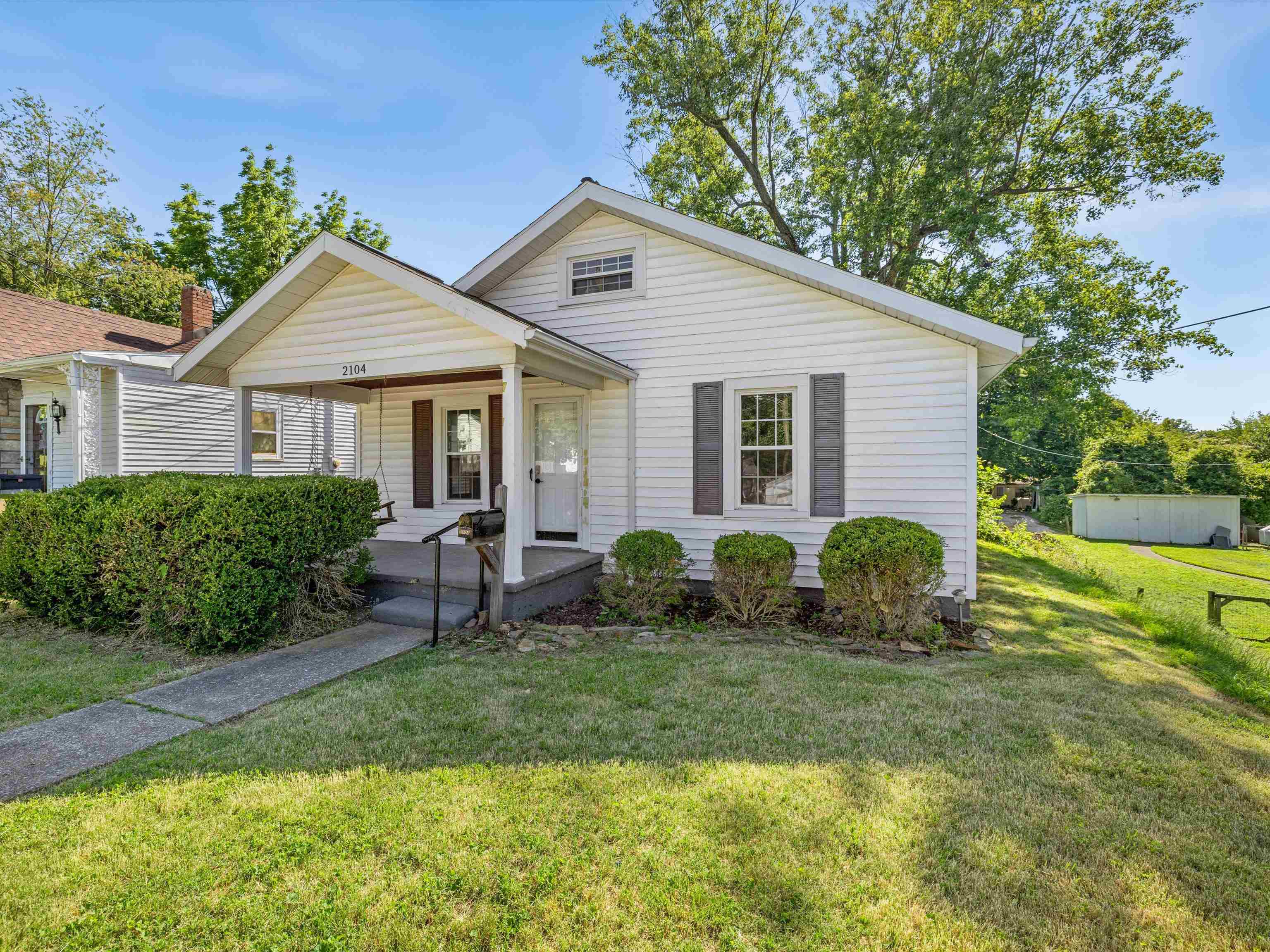 2104 McConnell Ave, Owensboro, Kentucky 42303, 2 Bedrooms Bedrooms, ,1 BathroomBathrooms,Single Family Residence,For Sale,McConnell Ave,89850