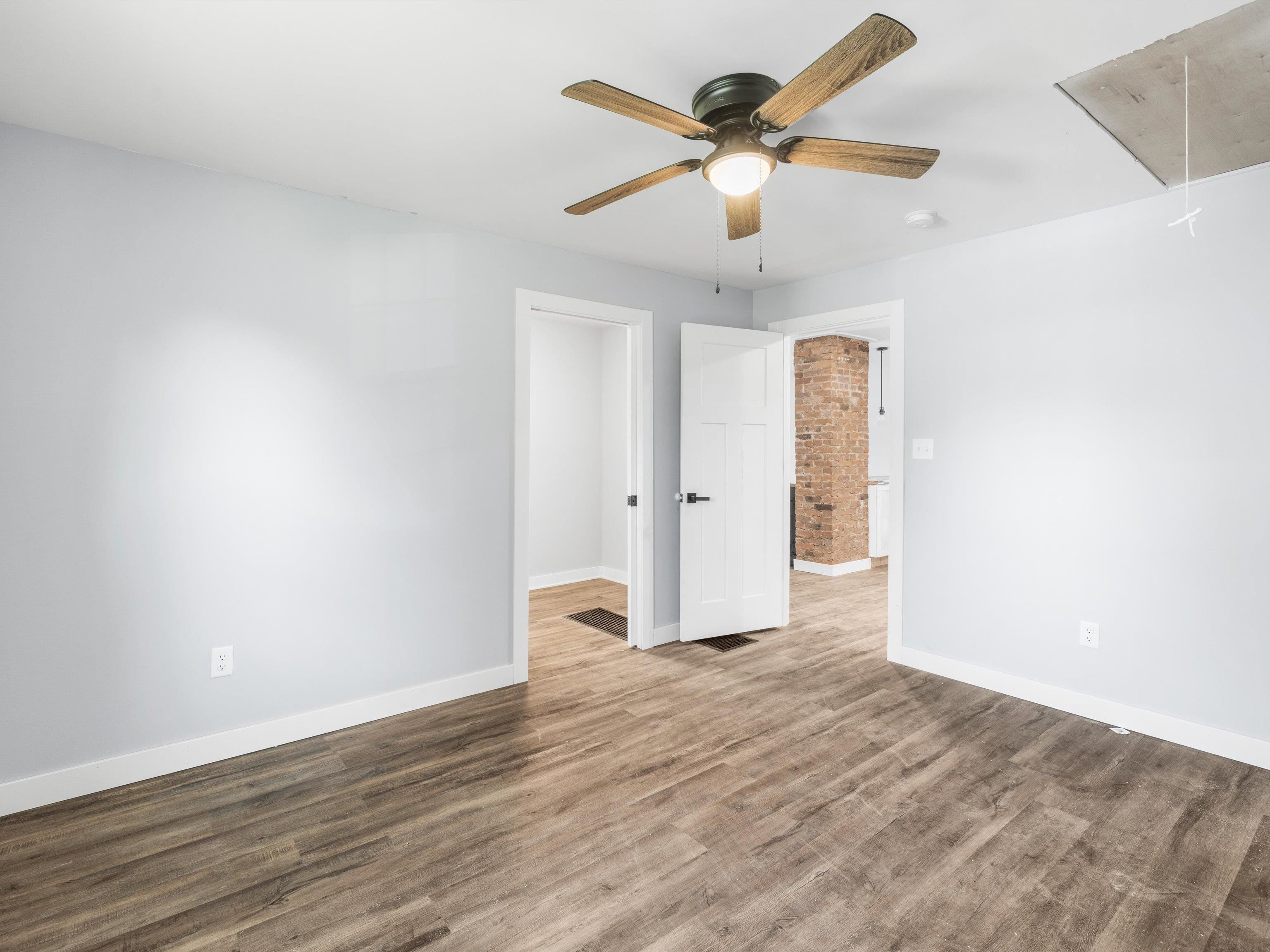 2104 McConnell Ave, Owensboro, Kentucky 42303, 2 Bedrooms Bedrooms, ,1 BathroomBathrooms,Single Family Residence,For Sale,McConnell Ave,89850