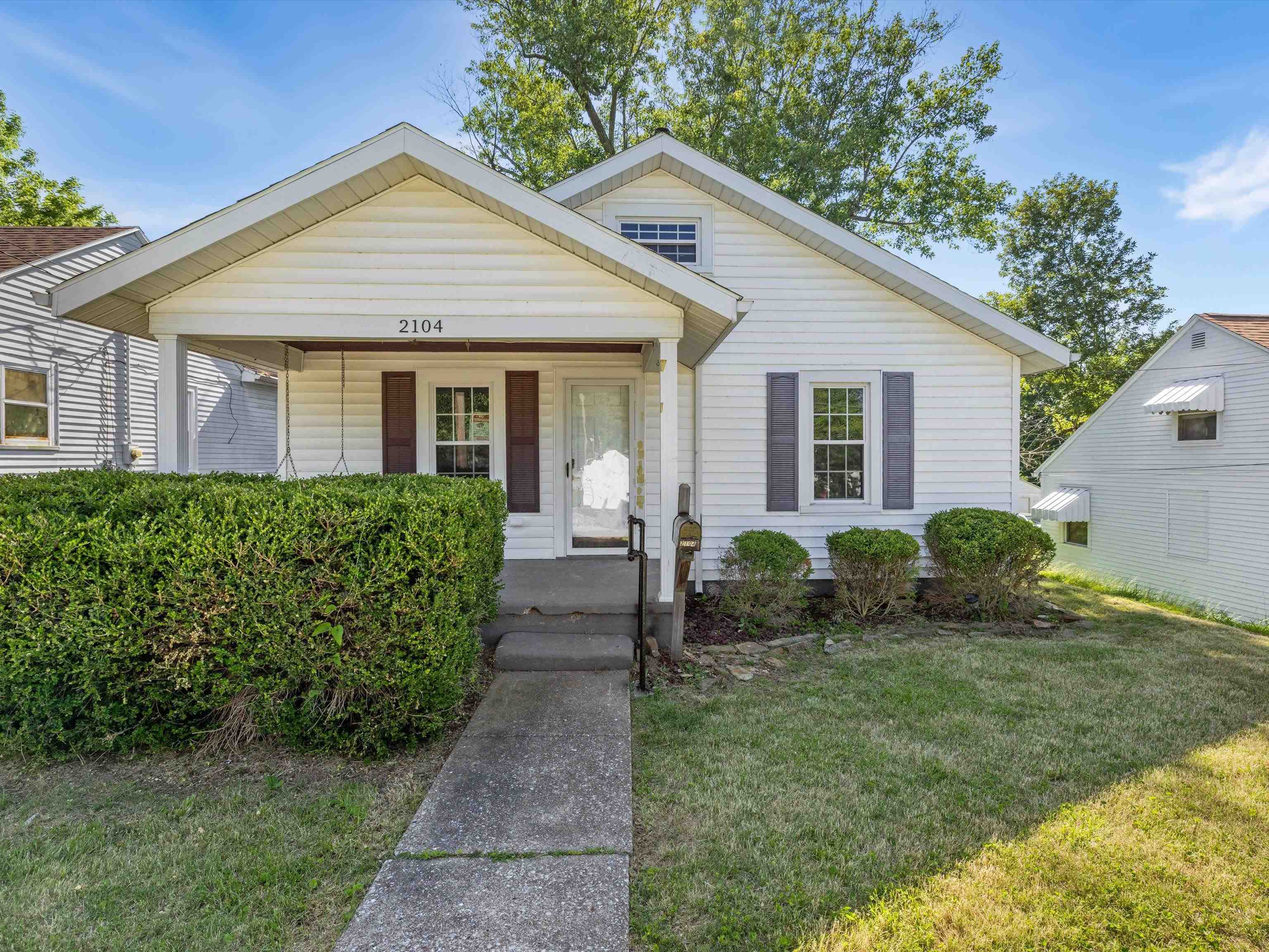 2104 McConnell Ave, Owensboro, Kentucky 42303, 2 Bedrooms Bedrooms, ,1 BathroomBathrooms,Single Family Residence,For Sale,McConnell Ave,89850