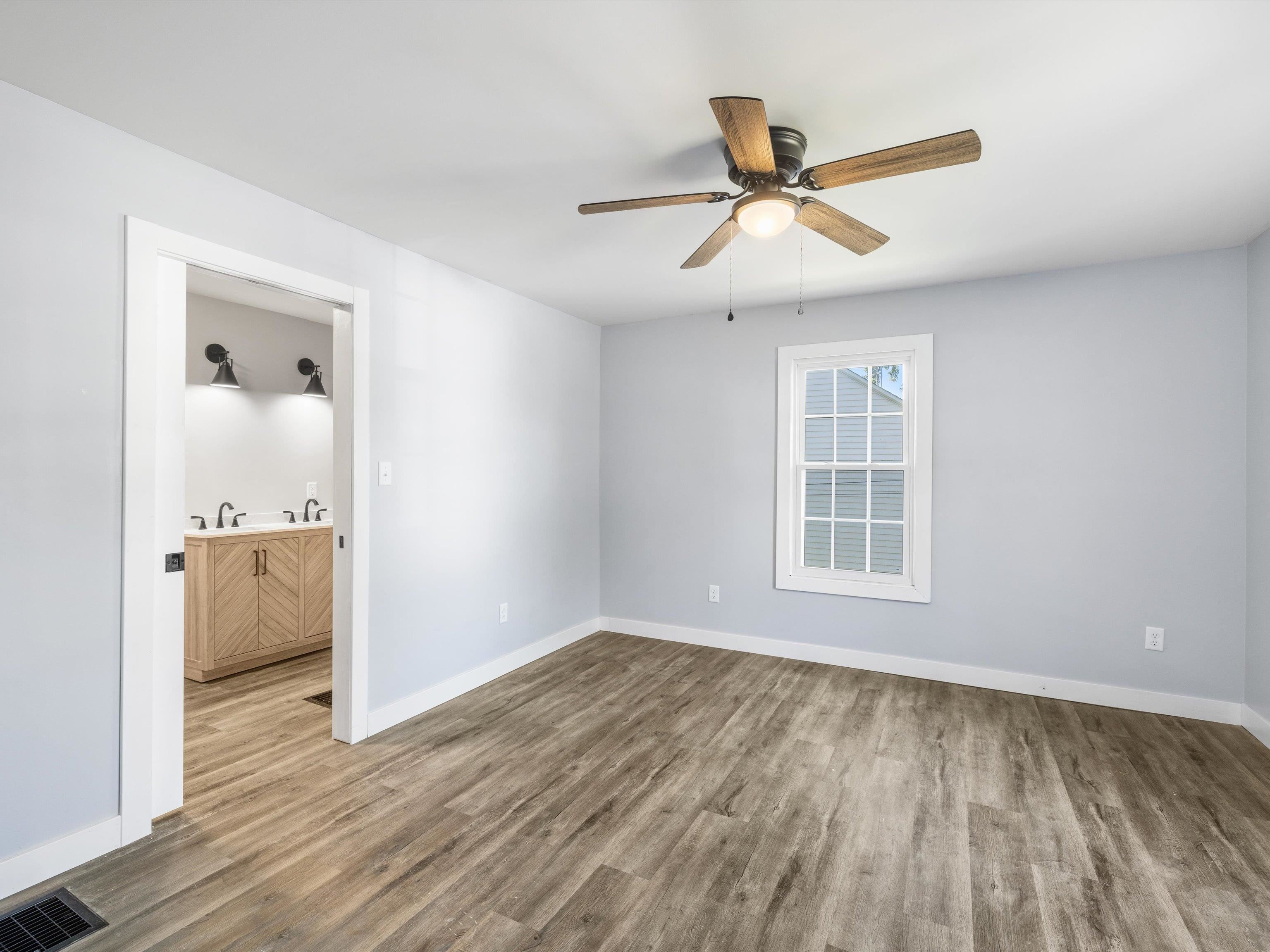 2104 McConnell Ave, Owensboro, Kentucky 42303, 2 Bedrooms Bedrooms, ,1 BathroomBathrooms,Single Family Residence,For Sale,McConnell Ave,89850