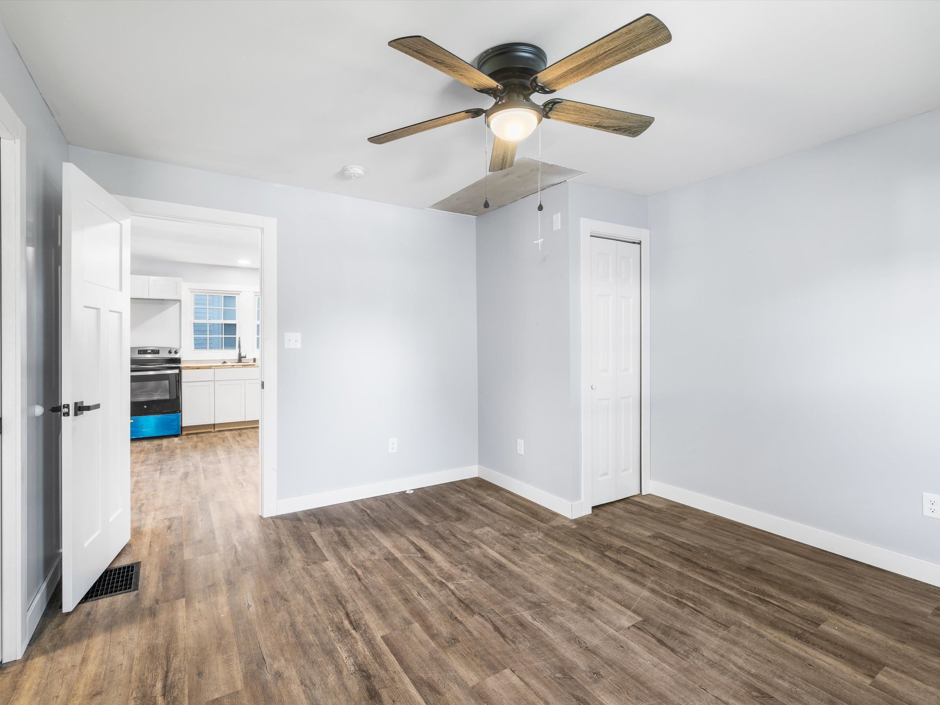 2104 McConnell Ave, Owensboro, Kentucky 42303, 2 Bedrooms Bedrooms, ,1 BathroomBathrooms,Single Family Residence,For Sale,McConnell Ave,89850