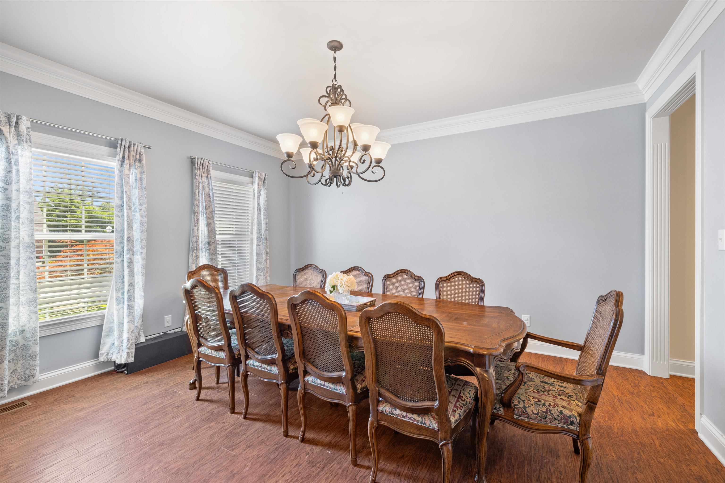 2401 Hillbrooke Parkway, Owensboro, Kentucky 42303-4542, 5 Bedrooms Bedrooms, ,3 BathroomsBathrooms,Single Family Residence,For Sale,Hillbrooke Parkway,89857