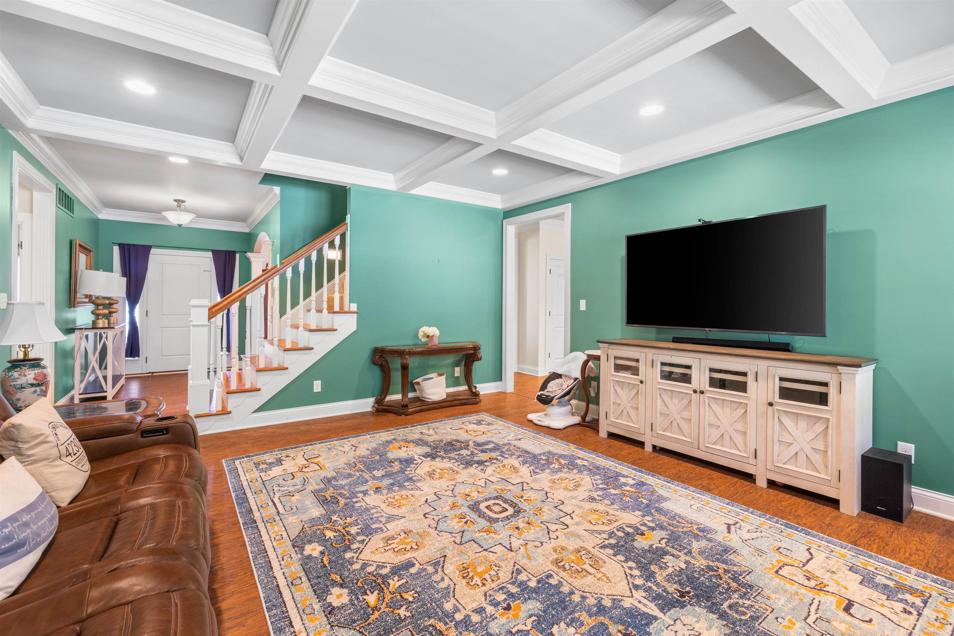 2401 Hillbrooke Parkway, Owensboro, Kentucky 42303-4542, 5 Bedrooms Bedrooms, ,3 BathroomsBathrooms,Single Family Residence,For Sale,Hillbrooke Parkway,89857
