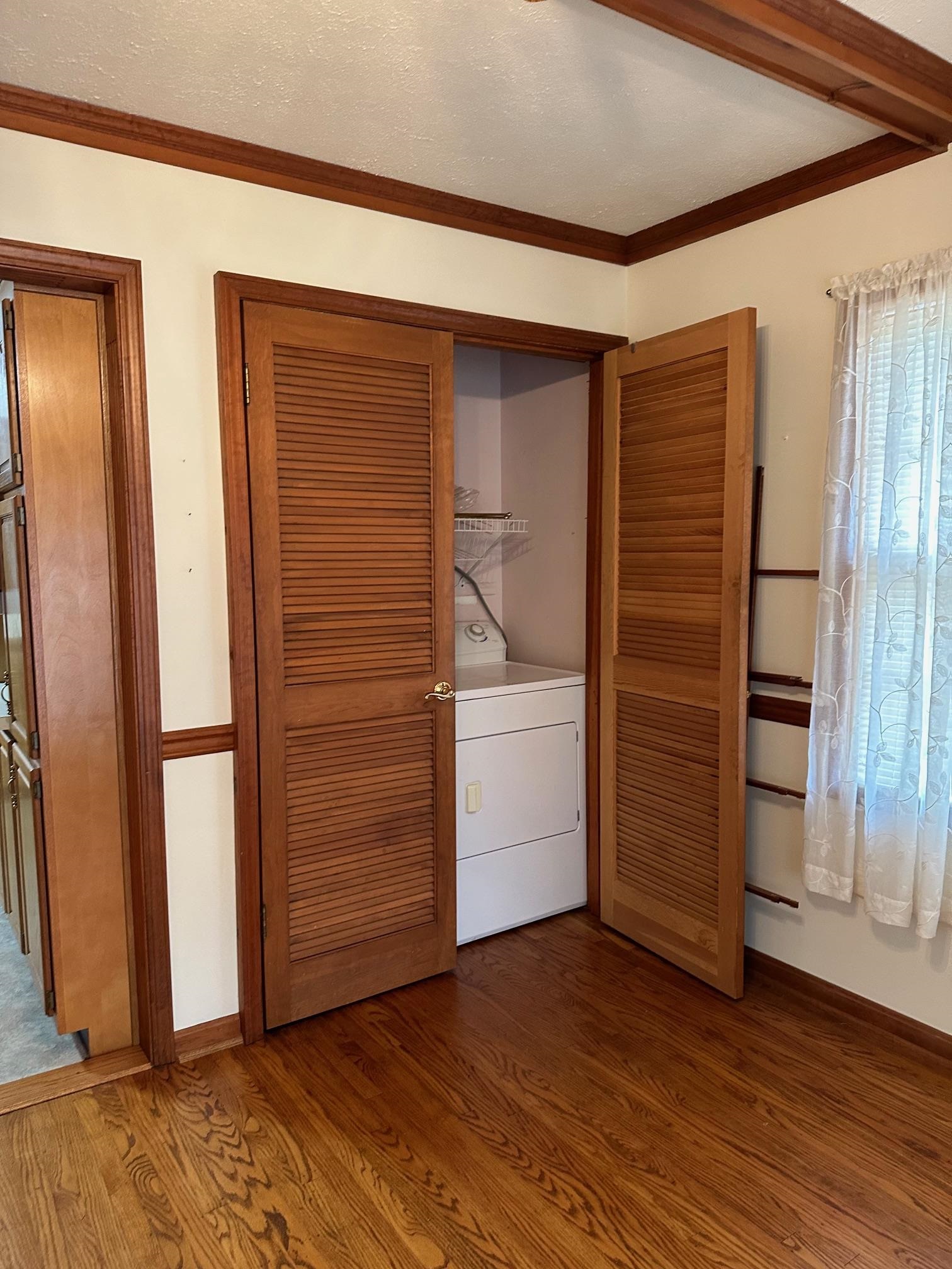 5123 Terry Rd, Louisville, Kentucky 40216, 2 Bedrooms Bedrooms, ,2 BathroomsBathrooms,Single Family Residence,For Sale,Terry Rd,89861