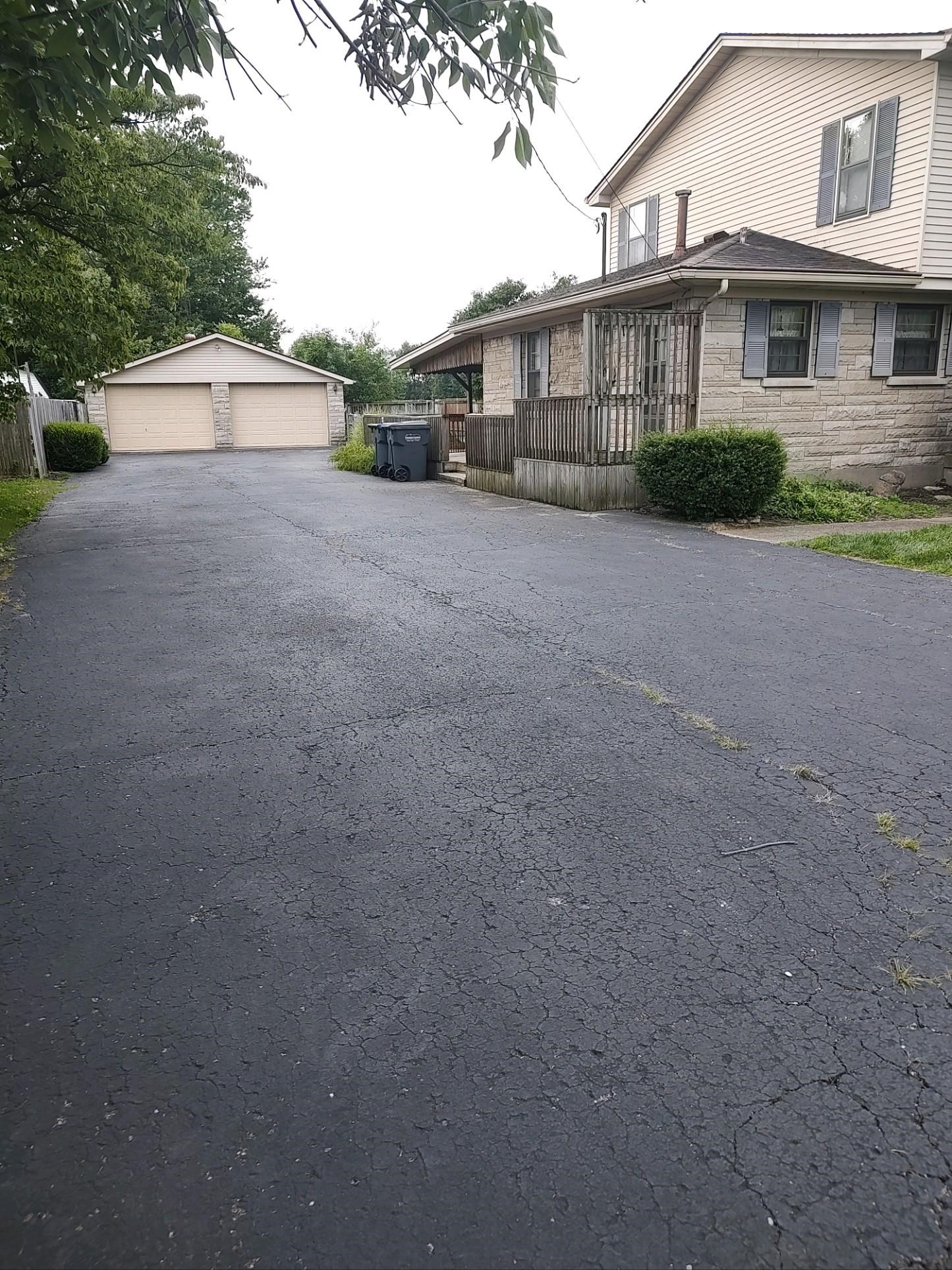 5123 Terry Rd, Louisville, Kentucky 40216, 2 Bedrooms Bedrooms, ,2 BathroomsBathrooms,Single Family Residence,For Sale,Terry Rd,89861