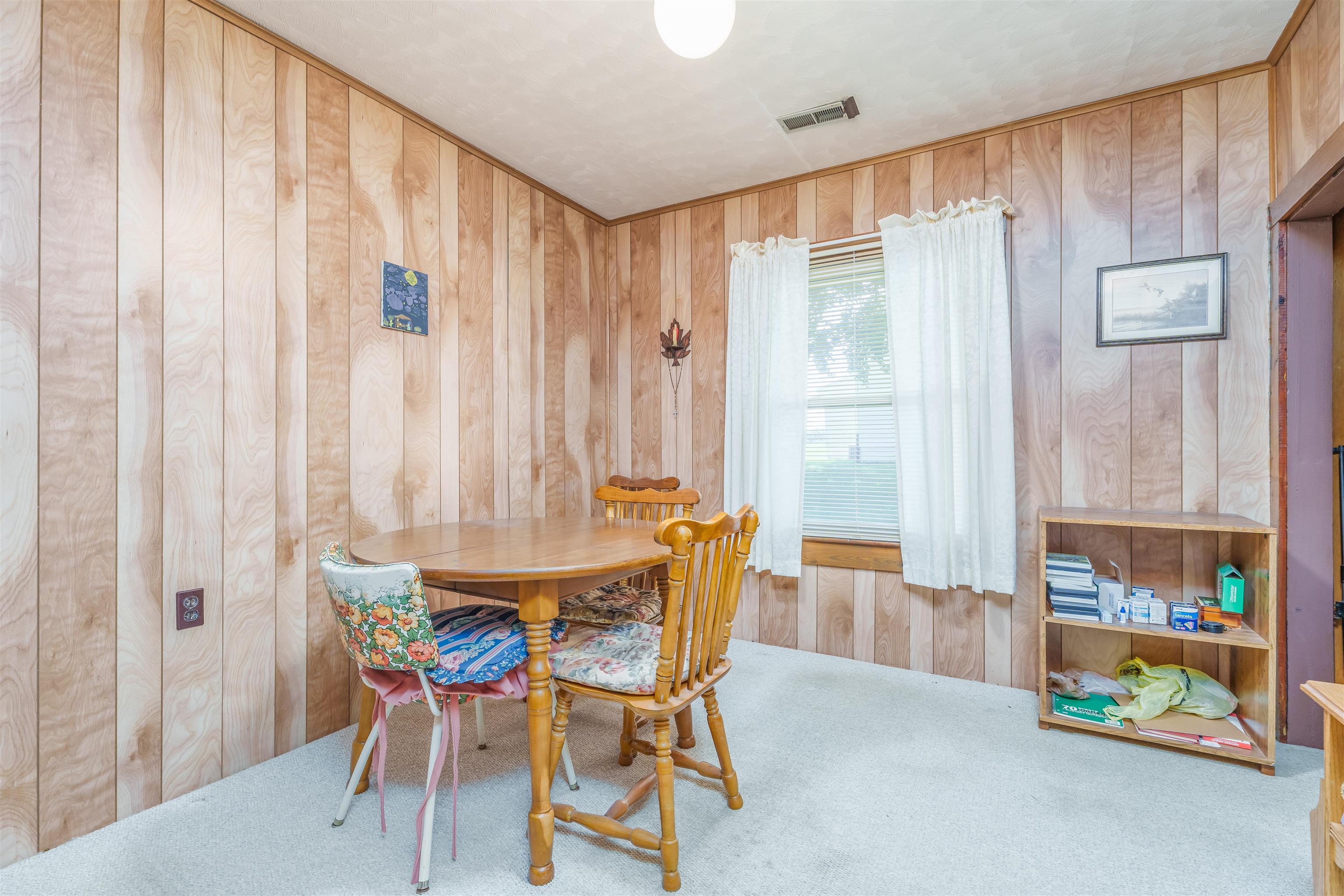 11164 St. Rt. 56, Owensboro, Kentucky 42301, 4 Bedrooms Bedrooms, ,2 BathroomsBathrooms,Single Family Residence,For Sale,St. Rt. 56,89863