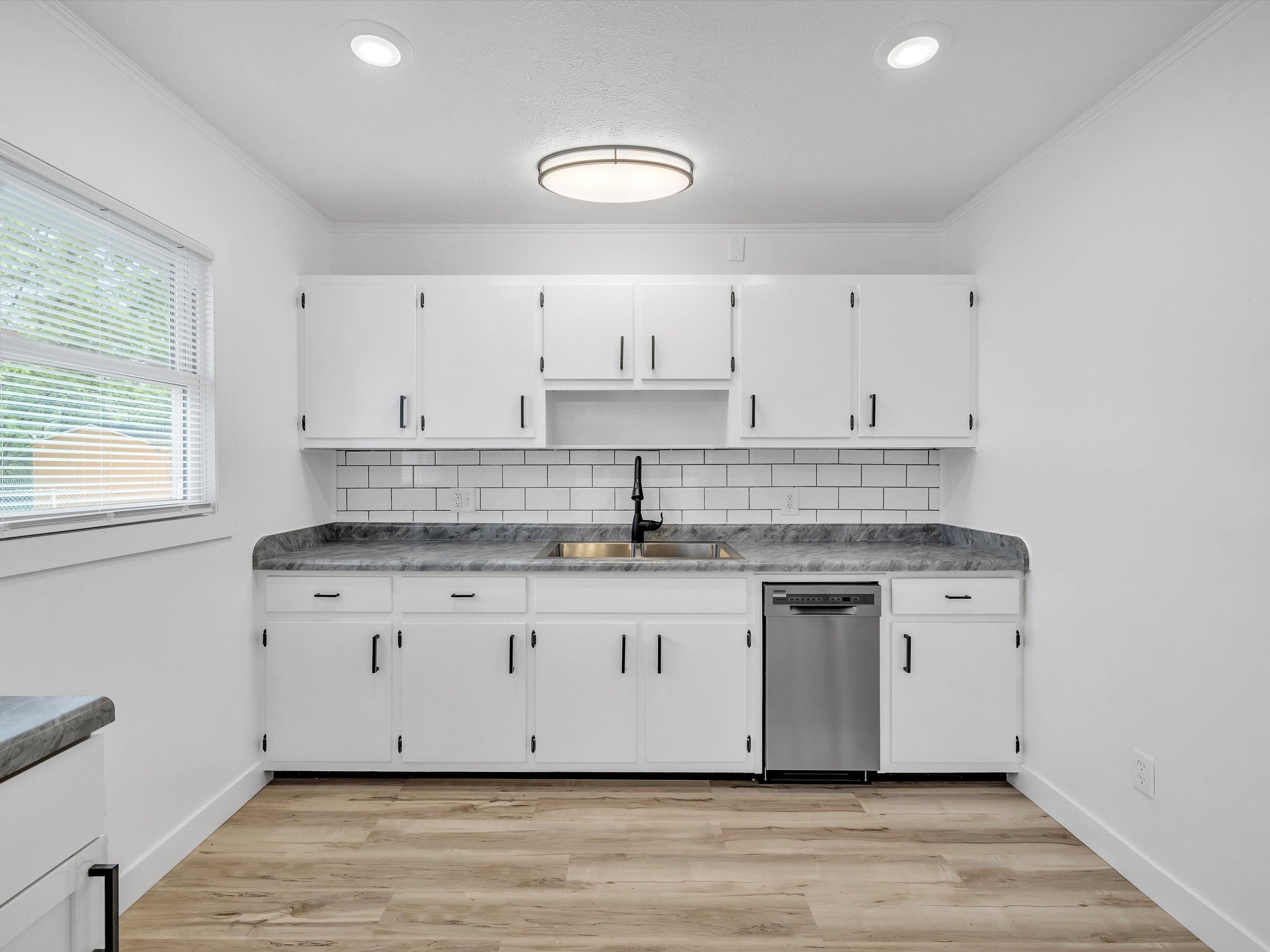 3013 Yosemite Drive, Owensboro, Kentucky 42301, 3 Bedrooms Bedrooms, ,1 BathroomBathrooms,Single Family Residence,For Sale,Yosemite Drive,89869