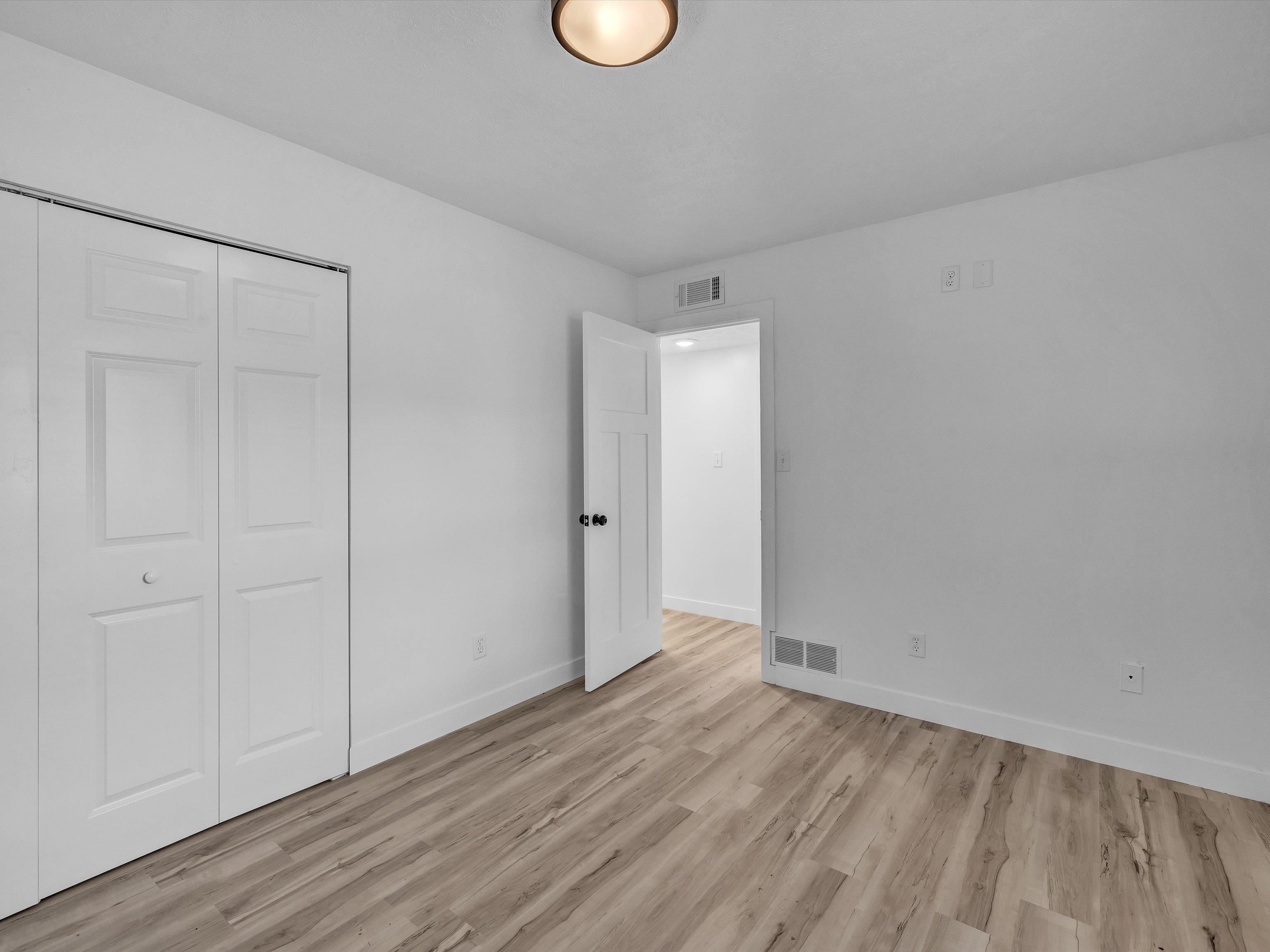 3013 Yosemite Drive, Owensboro, Kentucky 42301, 3 Bedrooms Bedrooms, ,1 BathroomBathrooms,Single Family Residence,For Sale,Yosemite Drive,89869