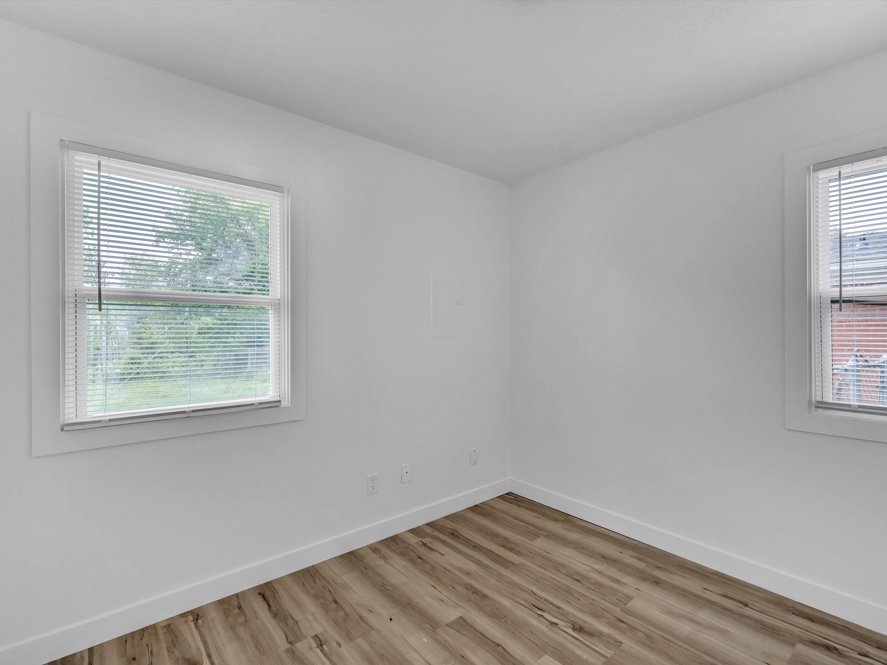3013 Yosemite Drive, Owensboro, Kentucky 42301, 3 Bedrooms Bedrooms, ,1 BathroomBathrooms,Single Family Residence,For Sale,Yosemite Drive,89869