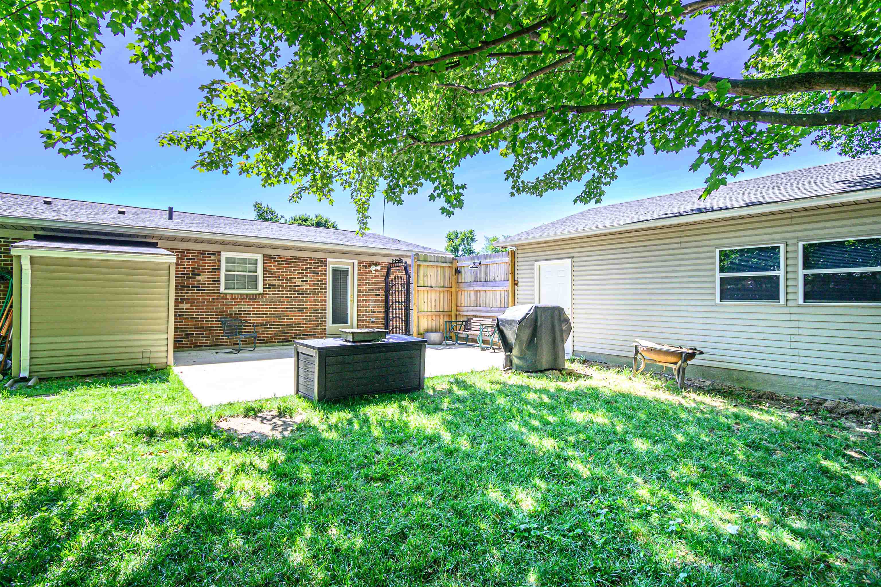 751 Berwyn Avenue, Owensboro, Kentucky 42301, 3 Bedrooms Bedrooms, ,1 BathroomBathrooms,Single Family Residence,For Sale,Berwyn Avenue,89870