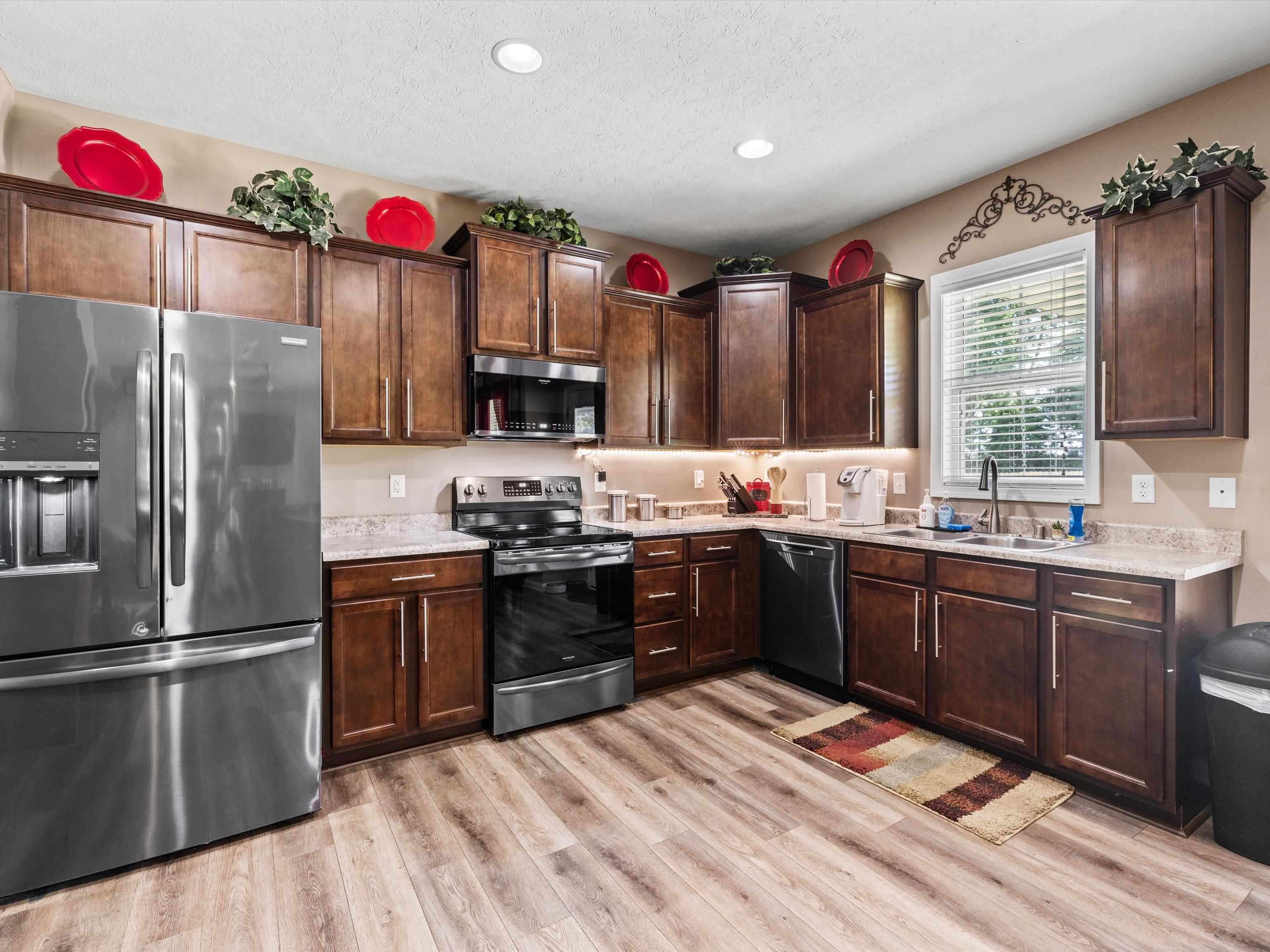 2347 Blossom Court, Utica, Kentucky 42376, 3 Bedrooms Bedrooms, ,2 BathroomsBathrooms,Single Family Residence,For Sale,Blossom Court,89874