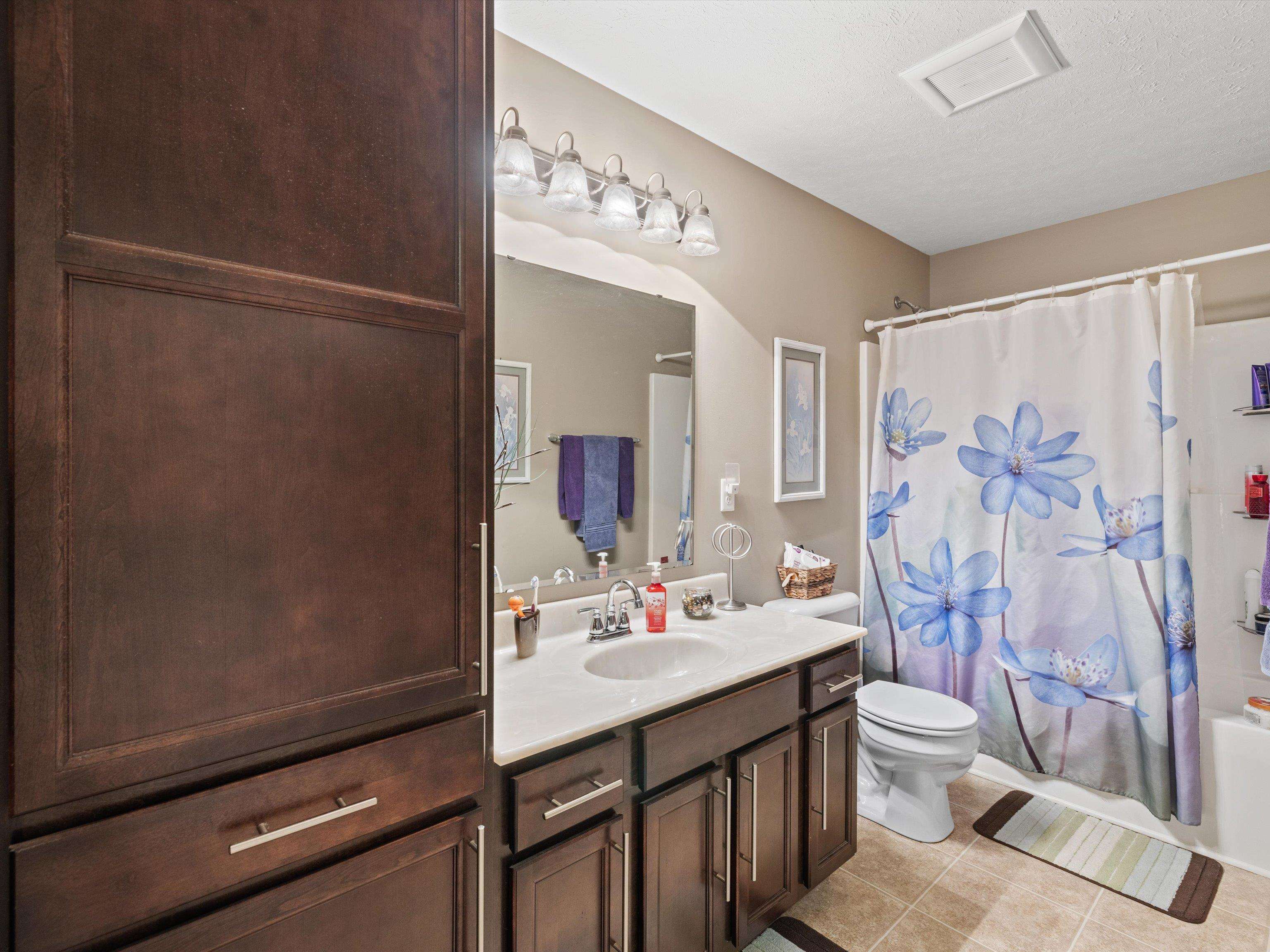 2347 Blossom Court, Utica, Kentucky 42376, 3 Bedrooms Bedrooms, ,2 BathroomsBathrooms,Single Family Residence,For Sale,Blossom Court,89874