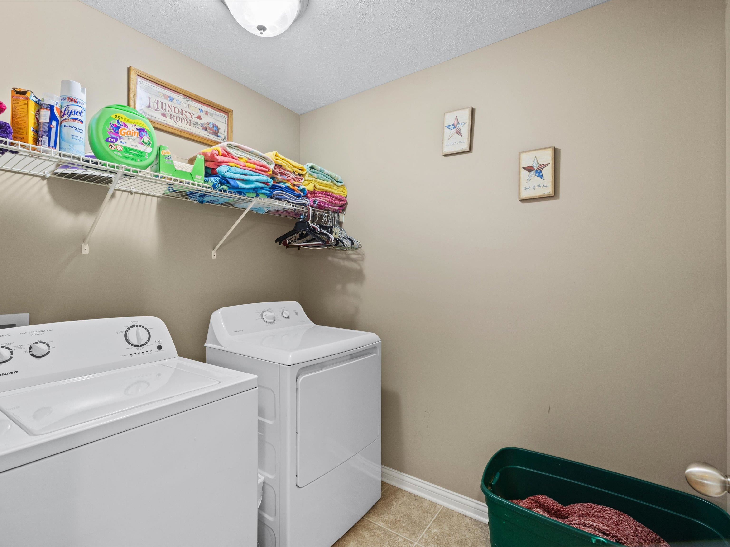 2347 Blossom Court, Utica, Kentucky 42376, 3 Bedrooms Bedrooms, ,2 BathroomsBathrooms,Single Family Residence,For Sale,Blossom Court,89874