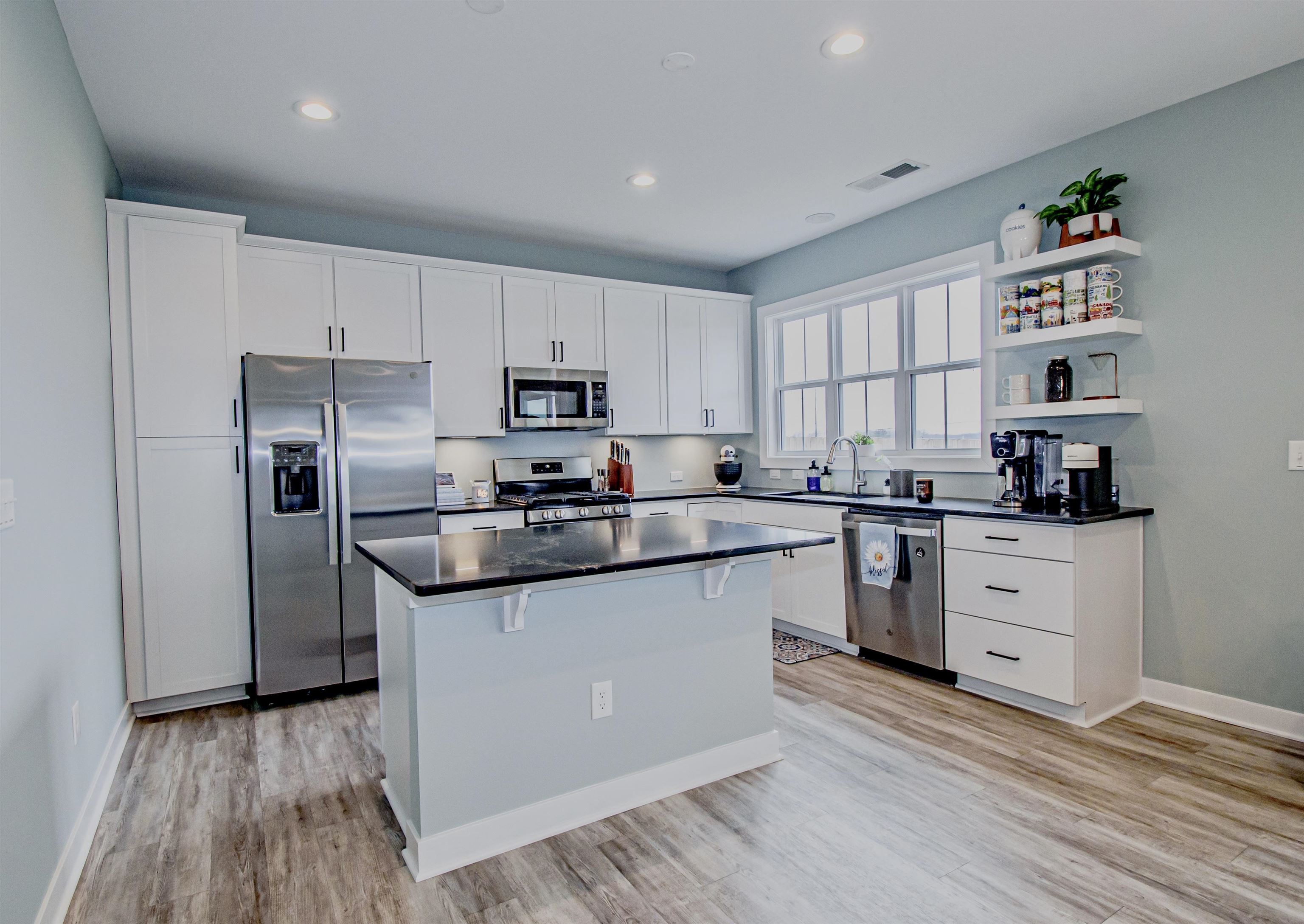 6625 Valley Brook Trace, Utica, Kentucky 42376, 4 Bedrooms Bedrooms, ,2 BathroomsBathrooms,Single Family Residence,For Sale,Valley Brook Trace,89877