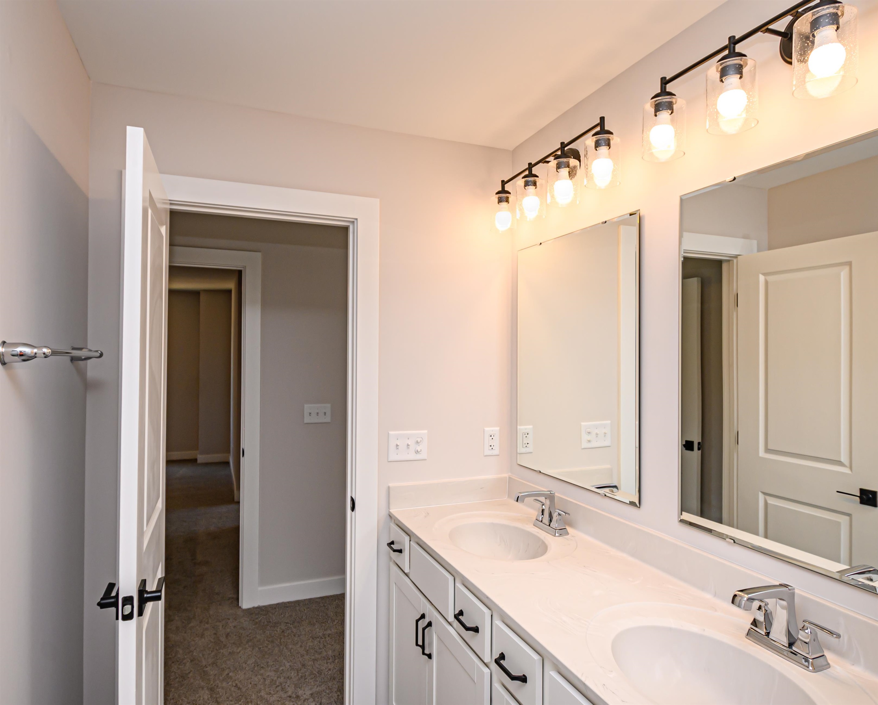 912 Onyx Lane, Owensboro, Kentucky 42301, 4 Bedrooms Bedrooms, ,2 BathroomsBathrooms,Single Family Residence,For Sale,Onyx Lane,89881