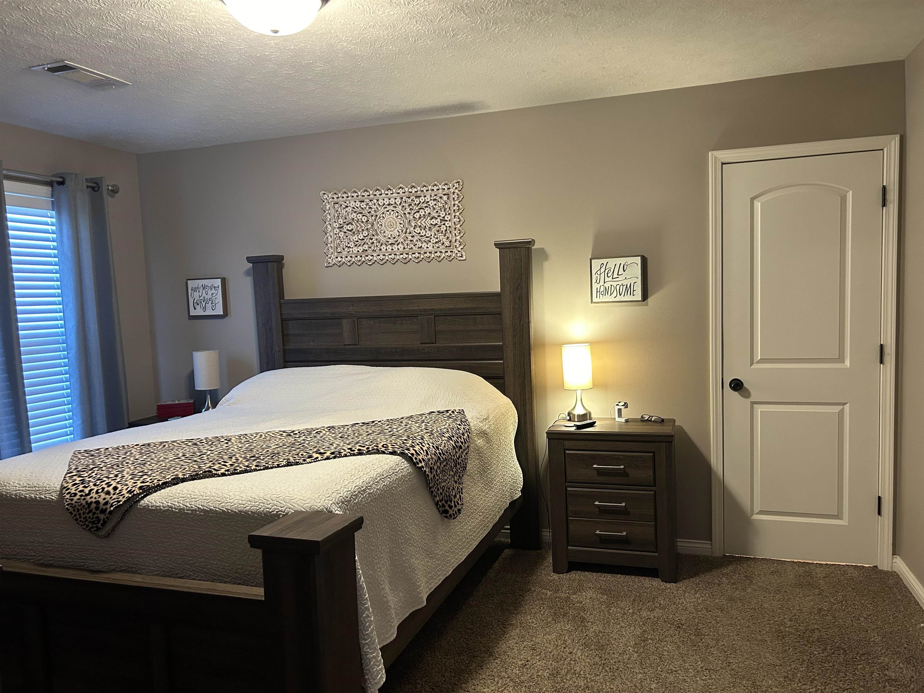 435 Camden Circle, Owensboro, Kentucky 42301, 3 Bedrooms Bedrooms, ,2 BathroomsBathrooms,Single Family Residence,For Sale,Camden Circle,89882