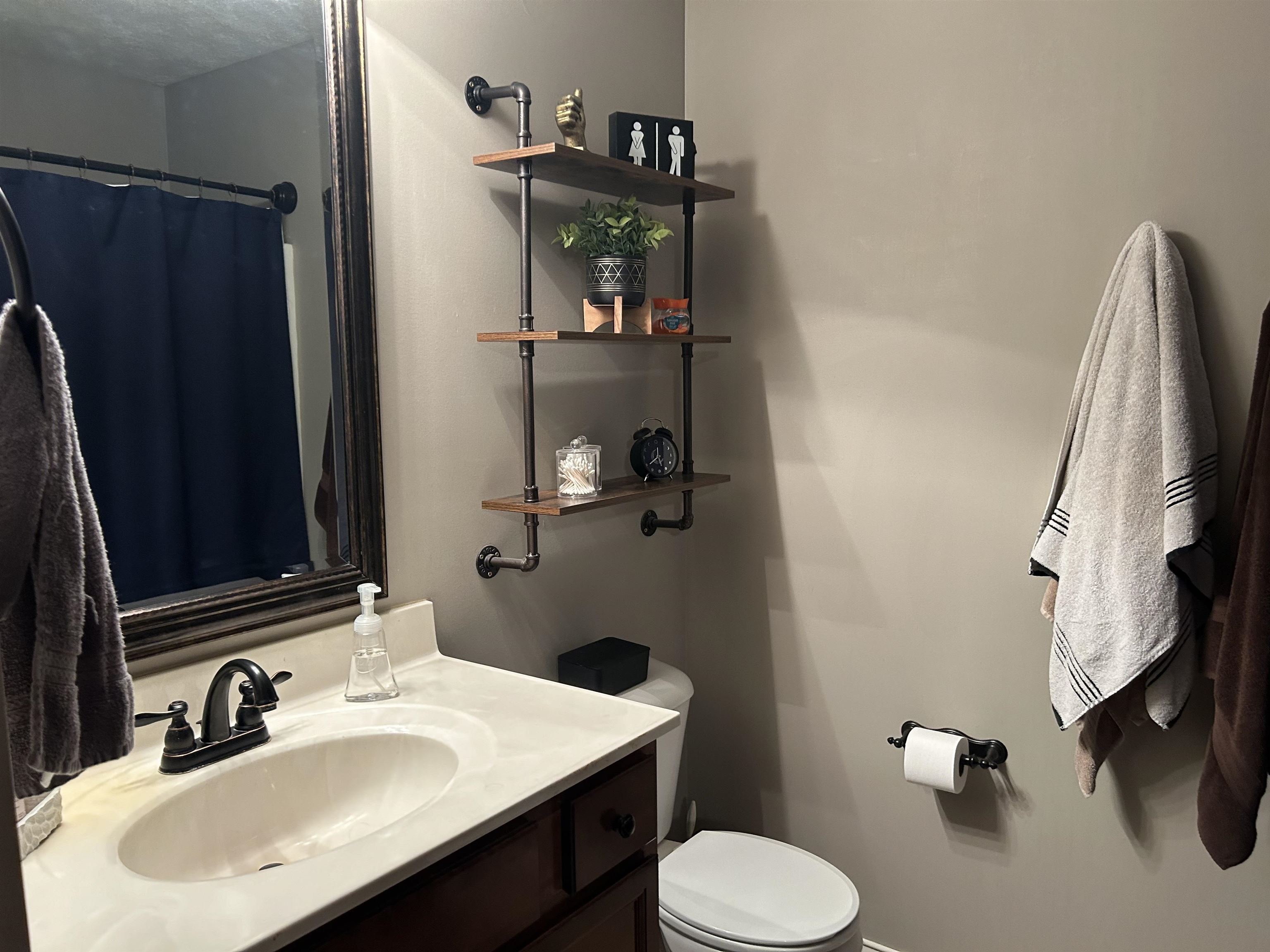 435 Camden Circle, Owensboro, Kentucky 42301, 3 Bedrooms Bedrooms, ,2 BathroomsBathrooms,Single Family Residence,For Sale,Camden Circle,89882
